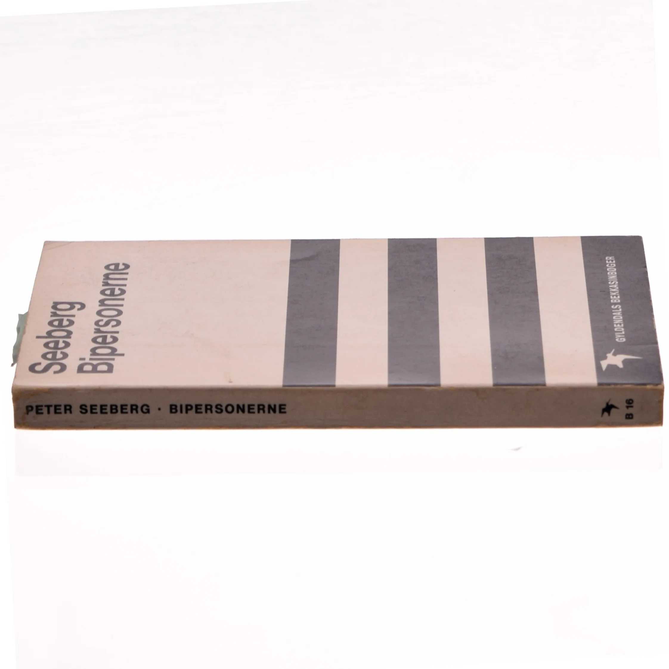 Bog: Bipersonerne af Peter Seeberg fra Gyldendal