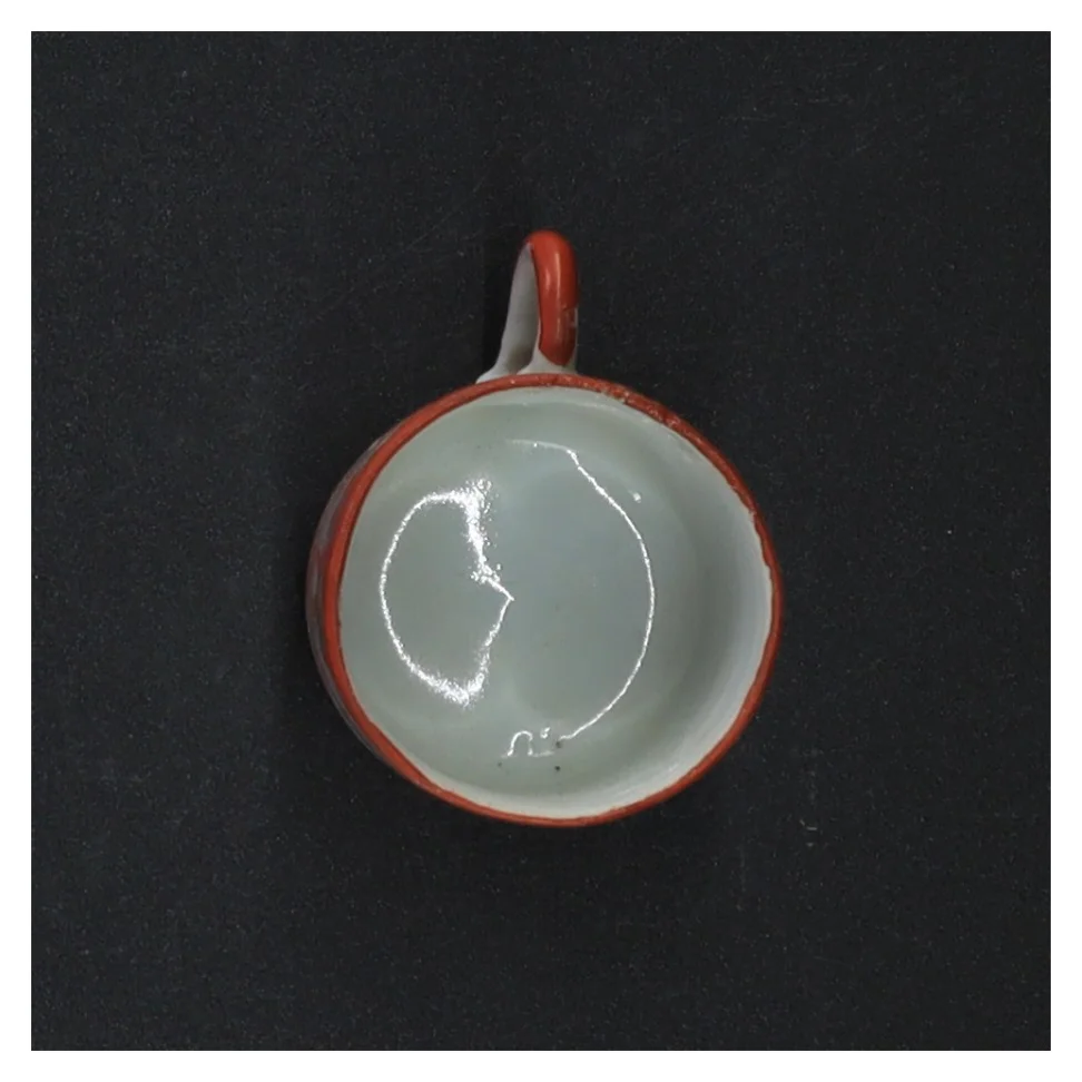 Keramikkrus med asiatisk inspireret dekoration (str. 6 x 4,5 x 4,5 cm)