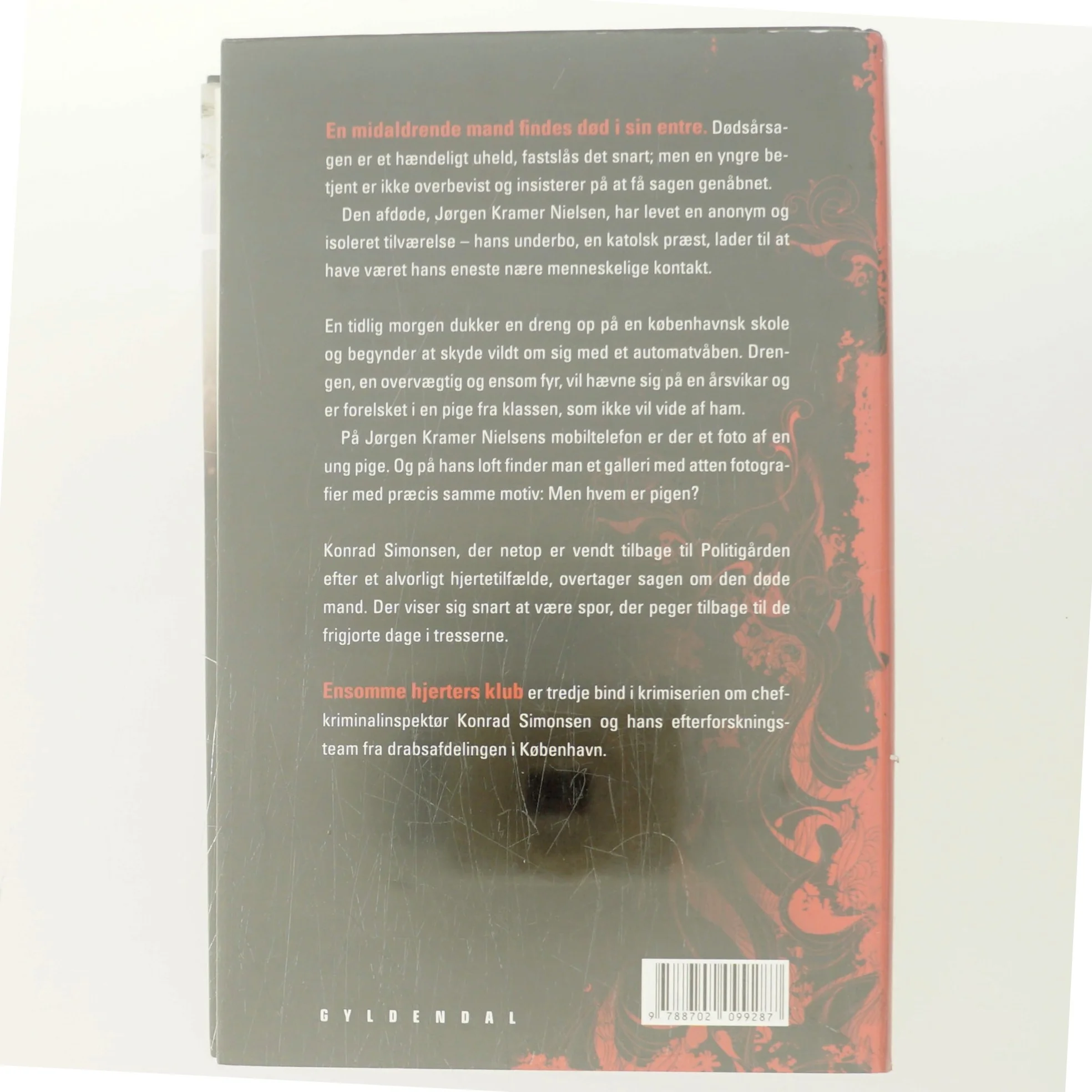 Ensomme hjerters klub af Lotte & Søren Hammer (Bog)