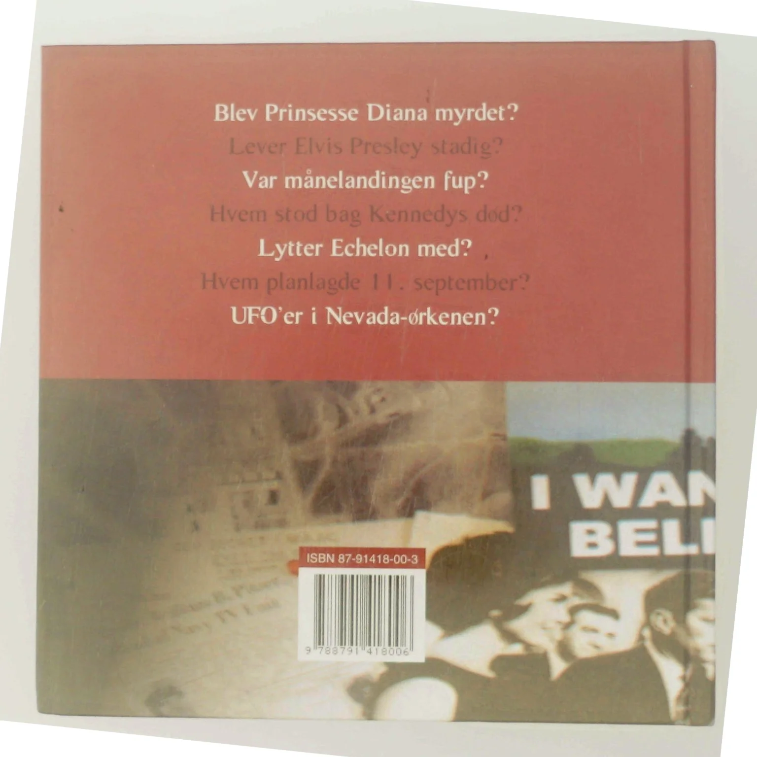 Konspirationsteorier : 40 populære sammensværgelser af Lars Bugge (Bog)