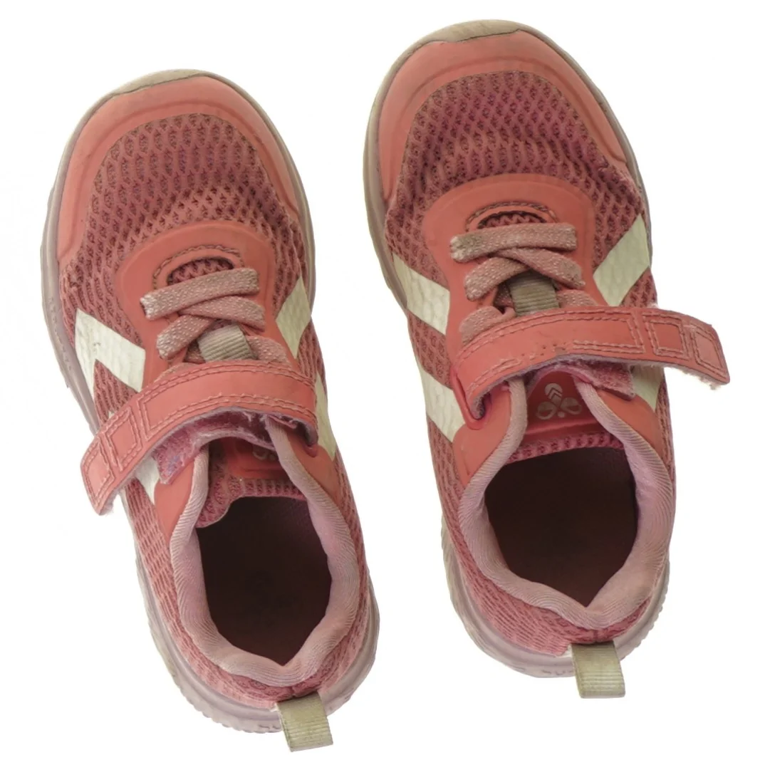 Sko fra Hummel (str. 26)