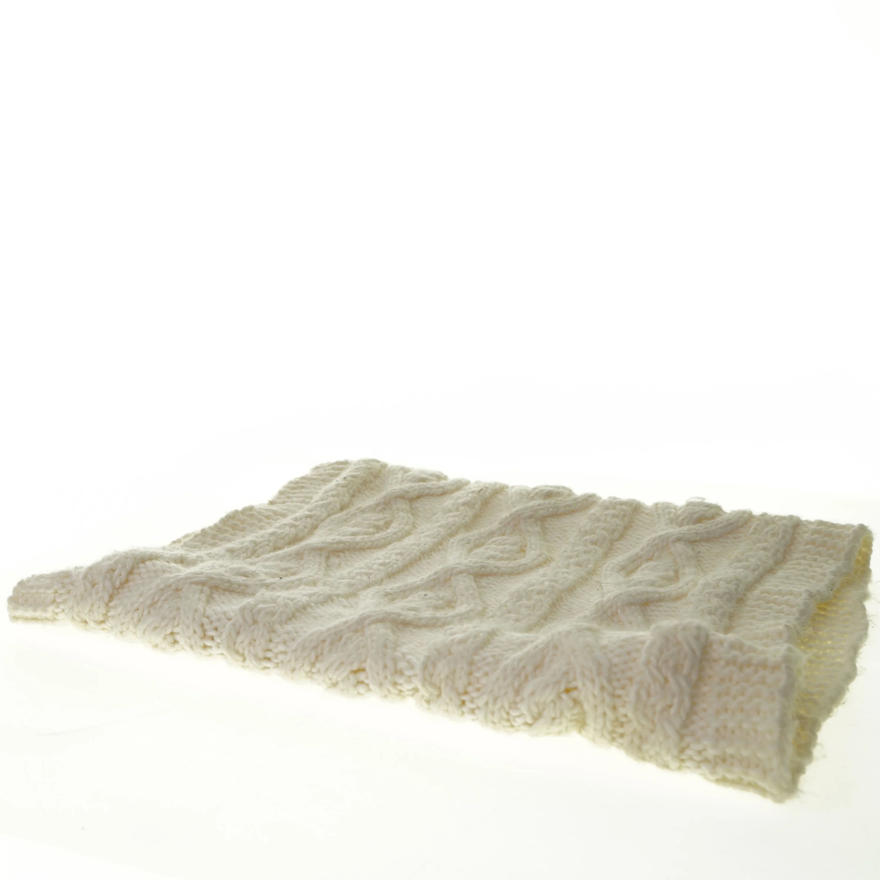 Halsedisse i strik fra H&M (str. 40 x 65 cm)