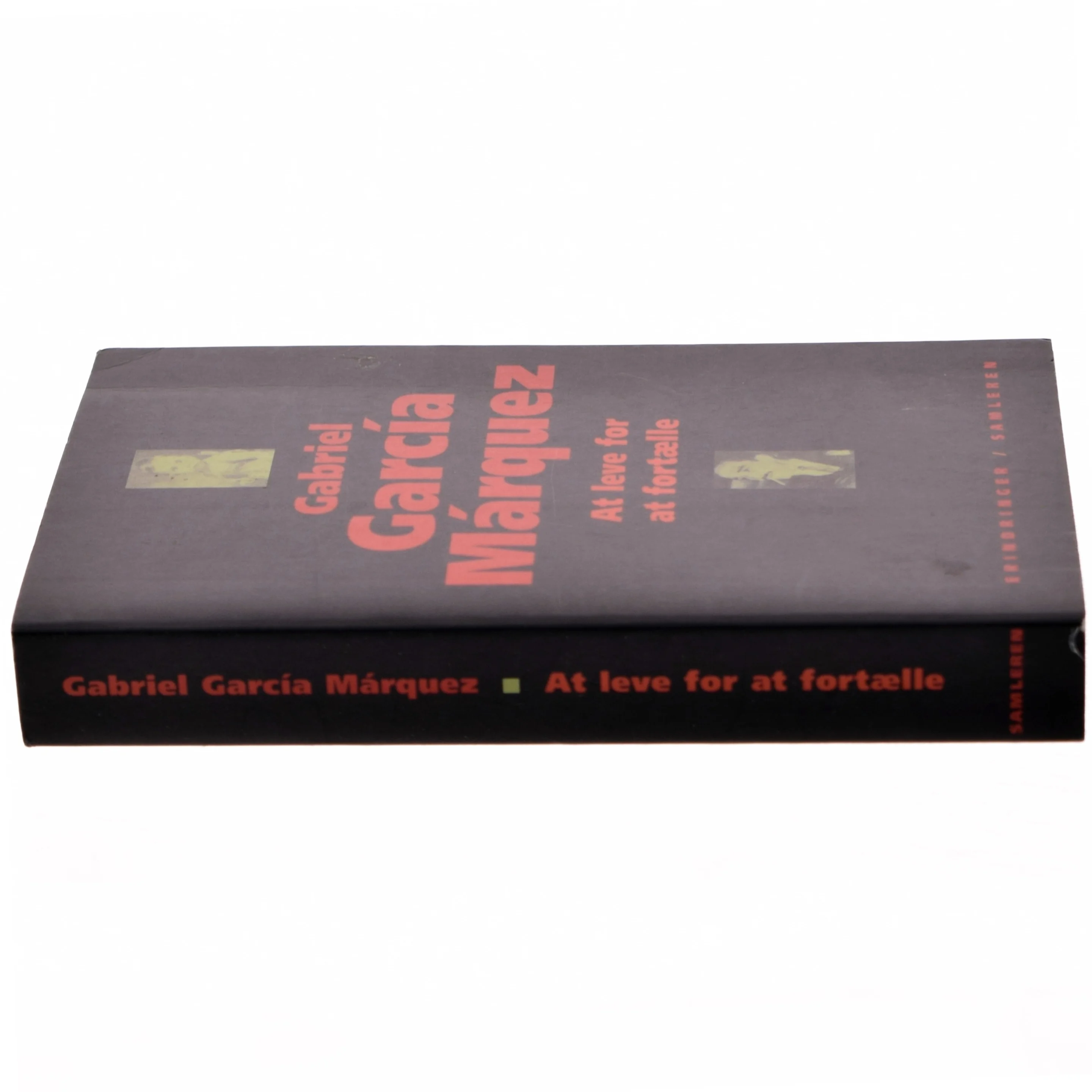 At leve for at fortælle af Gabriel García Márquez (Bog)