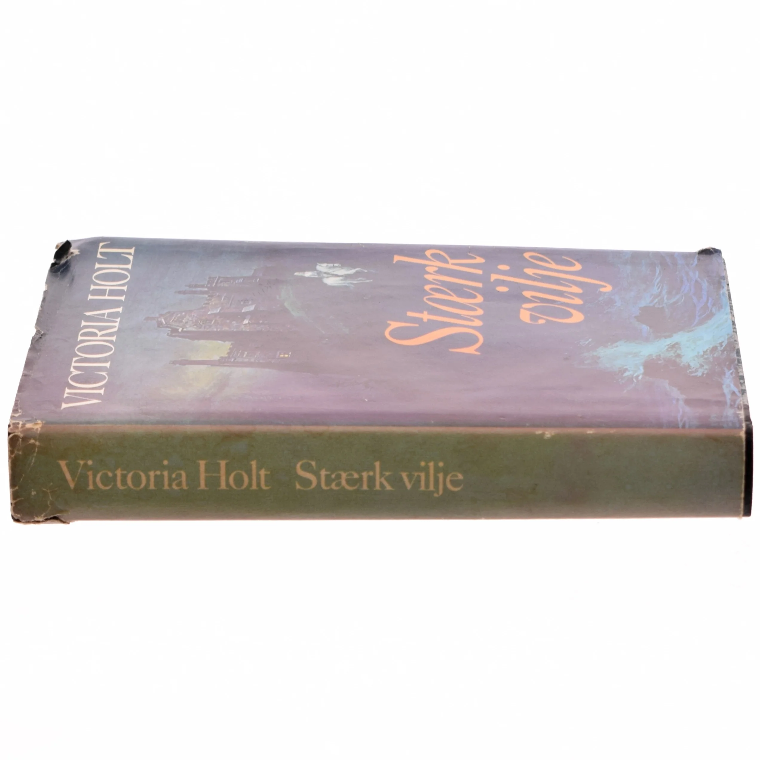 Victoria Holt, Stærk vilje