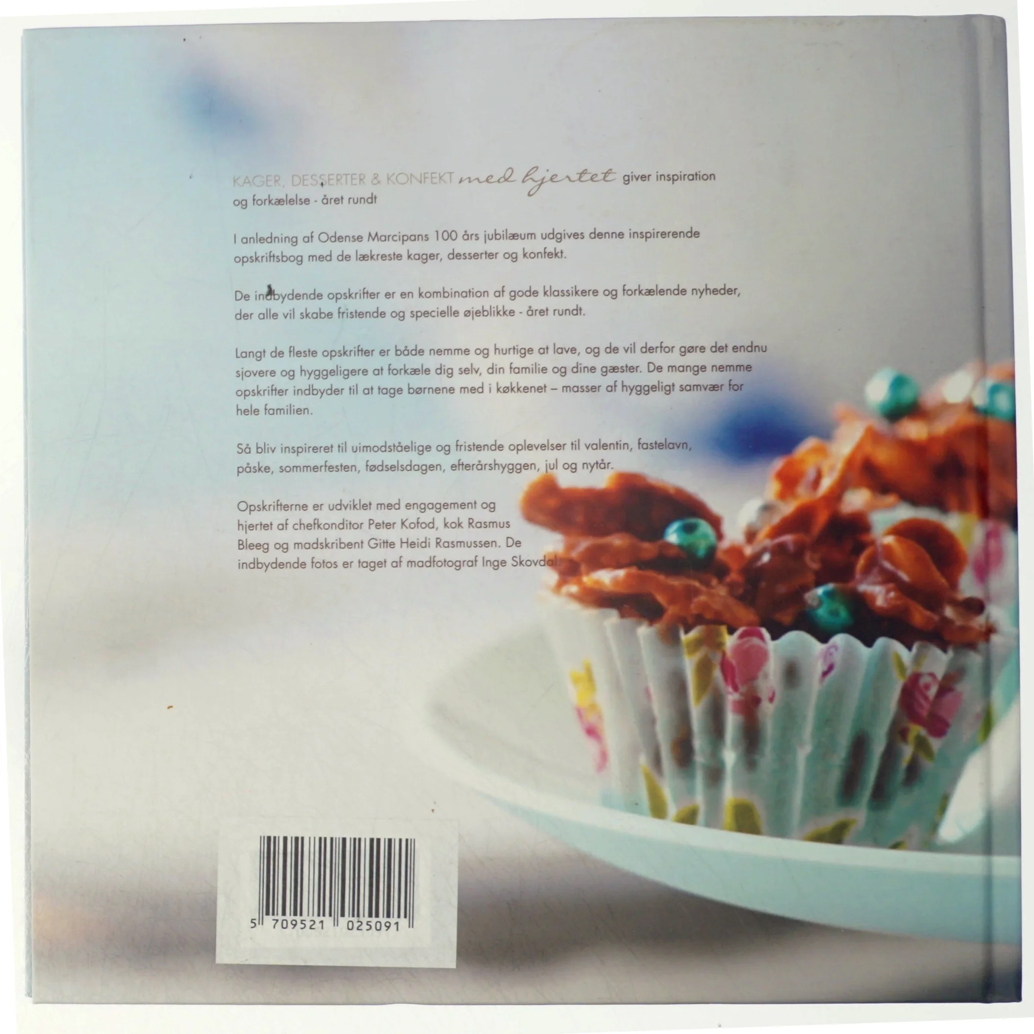 Kager, desserter & konfekt med hjertet