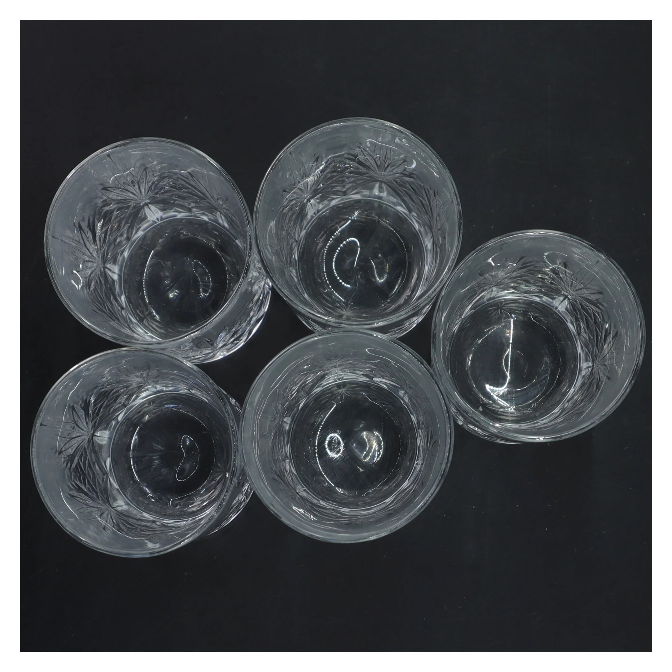 Fem krystalglas fra Lyngby porcelæn 