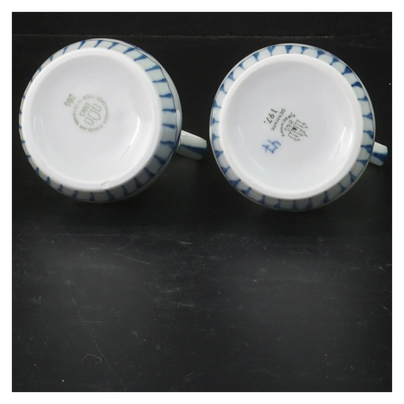 Porcelænsflasker med låg fra Royal Copenhagen (str. 15 cm)