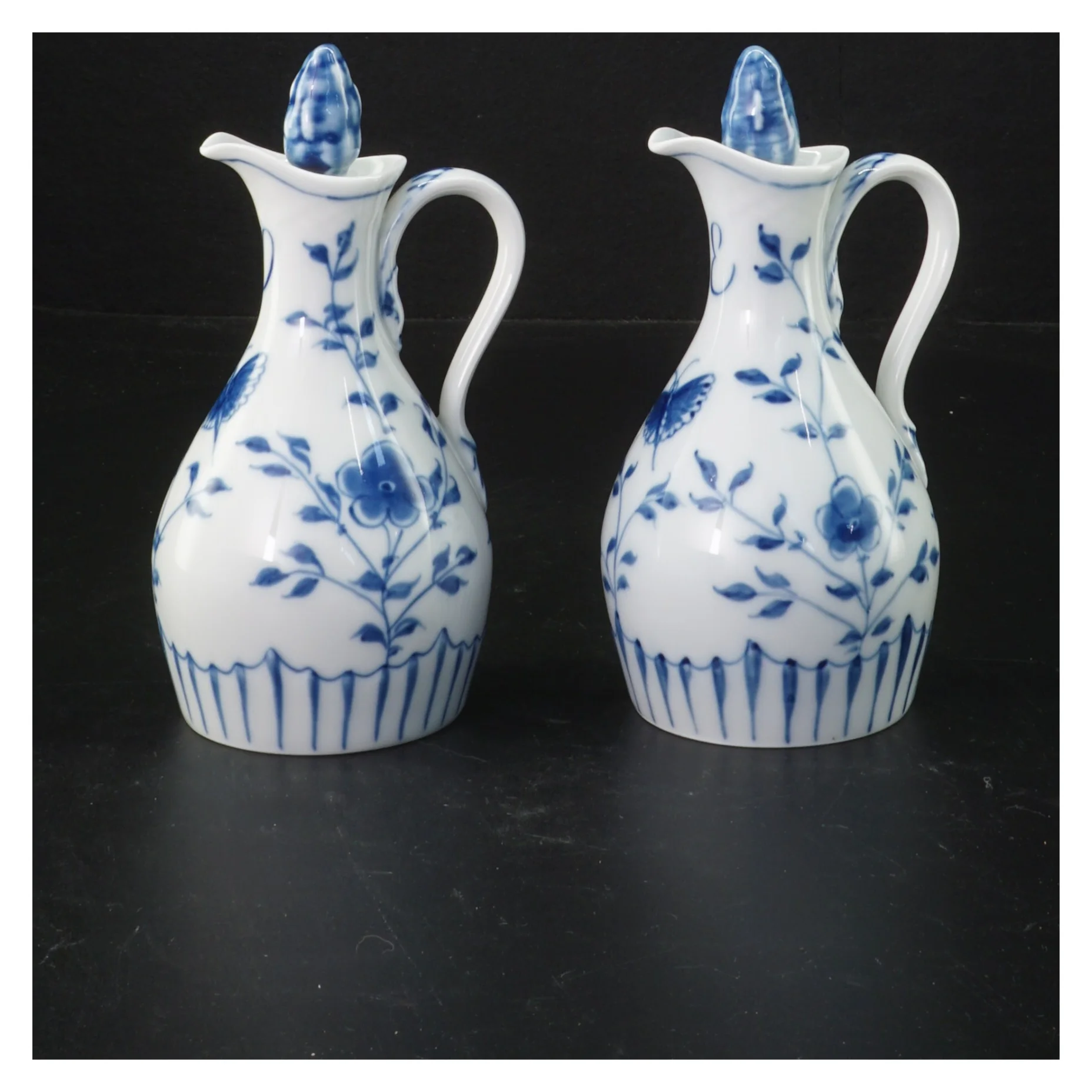 Porcelænsflasker med låg fra Royal Copenhagen (str. 15 cm)