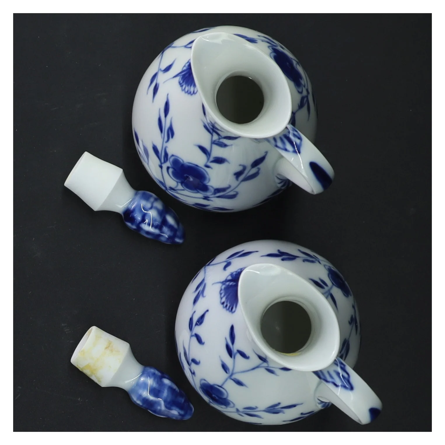 Porcelænsflasker med låg fra Royal Copenhagen (str. 15 cm)