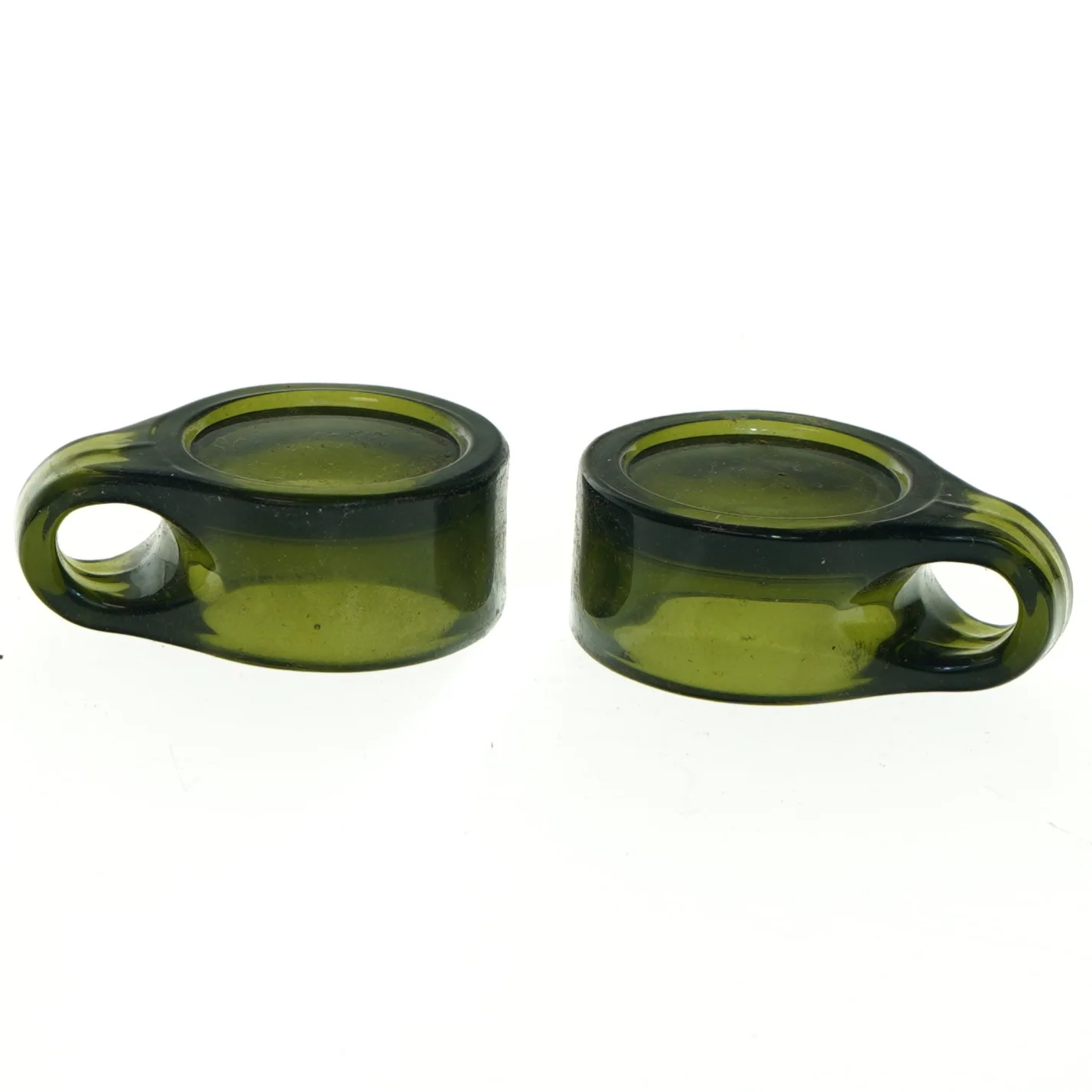 Grønne glaslysestager (str. 7 cm i diameter)