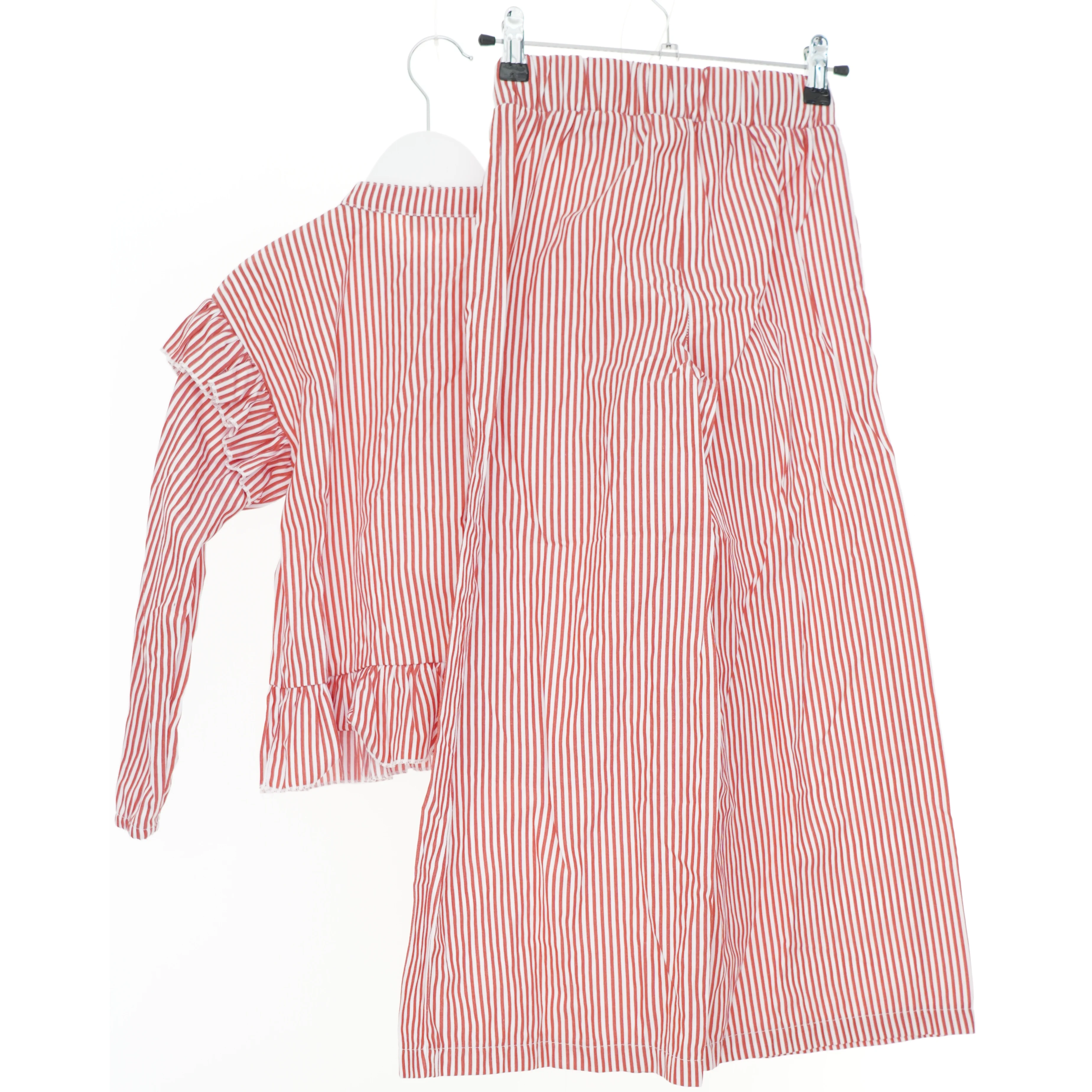 Stribet Tøj sæt fra Name It (str. 128)