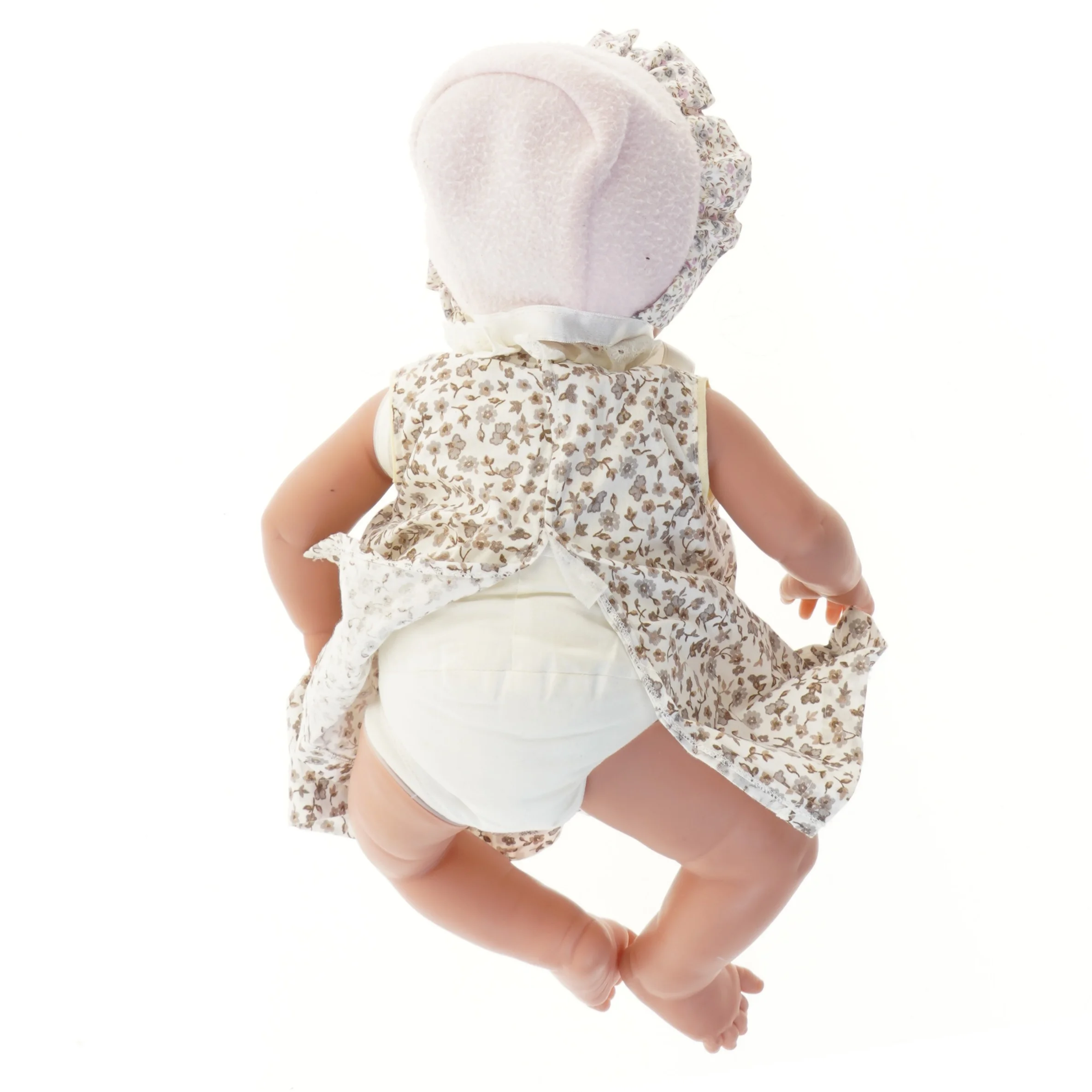 Asi Leonora Babydukke med kjole og hat (str. 45 cm)