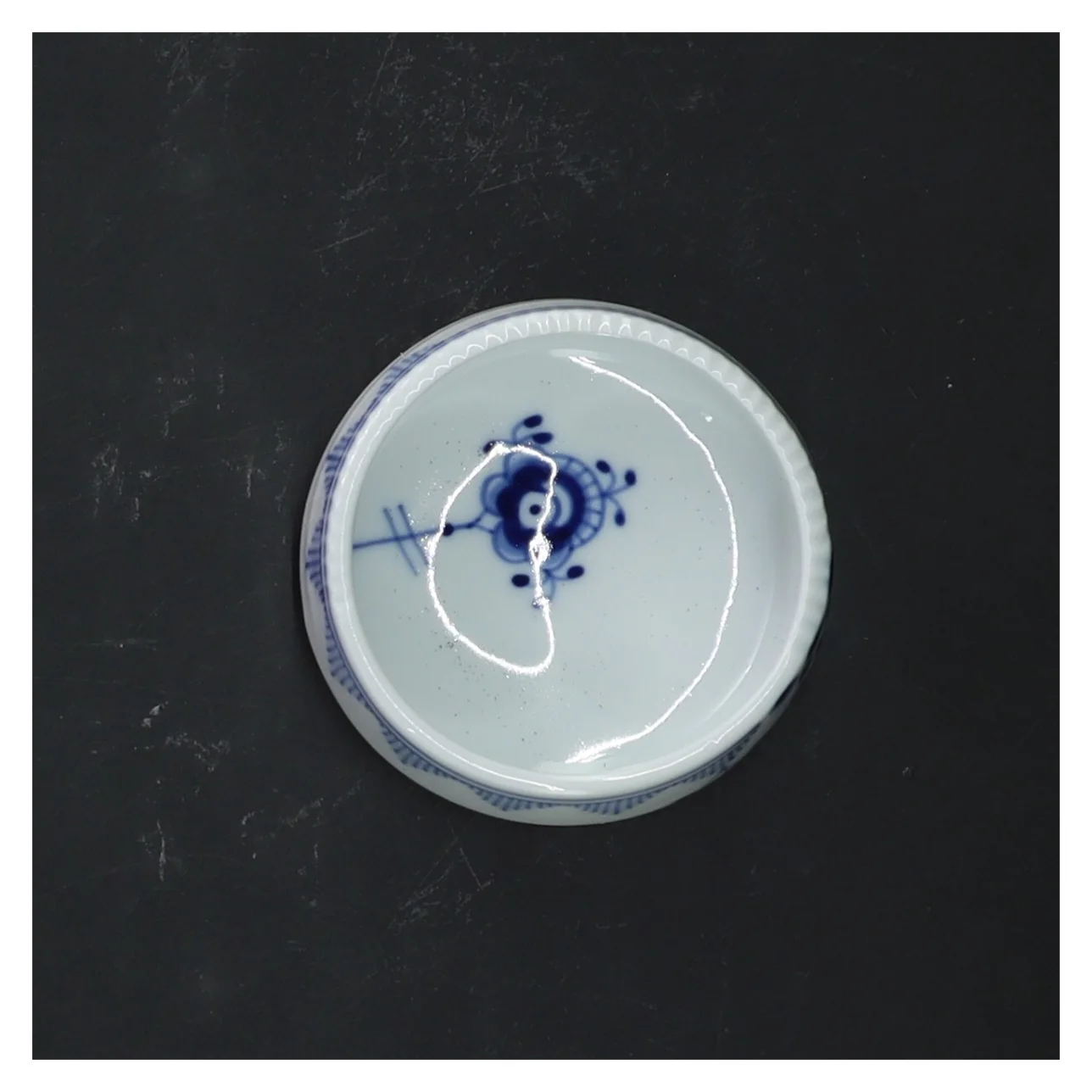 Blå Element lille skål (str. Ø 7 cm) fra Royal Copenhagen