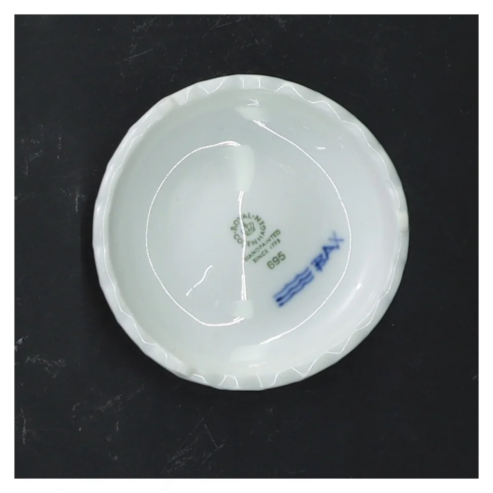 Royal Copenhagen æggebæger fra Royal Copenhagen (str. Ø 7 cm)