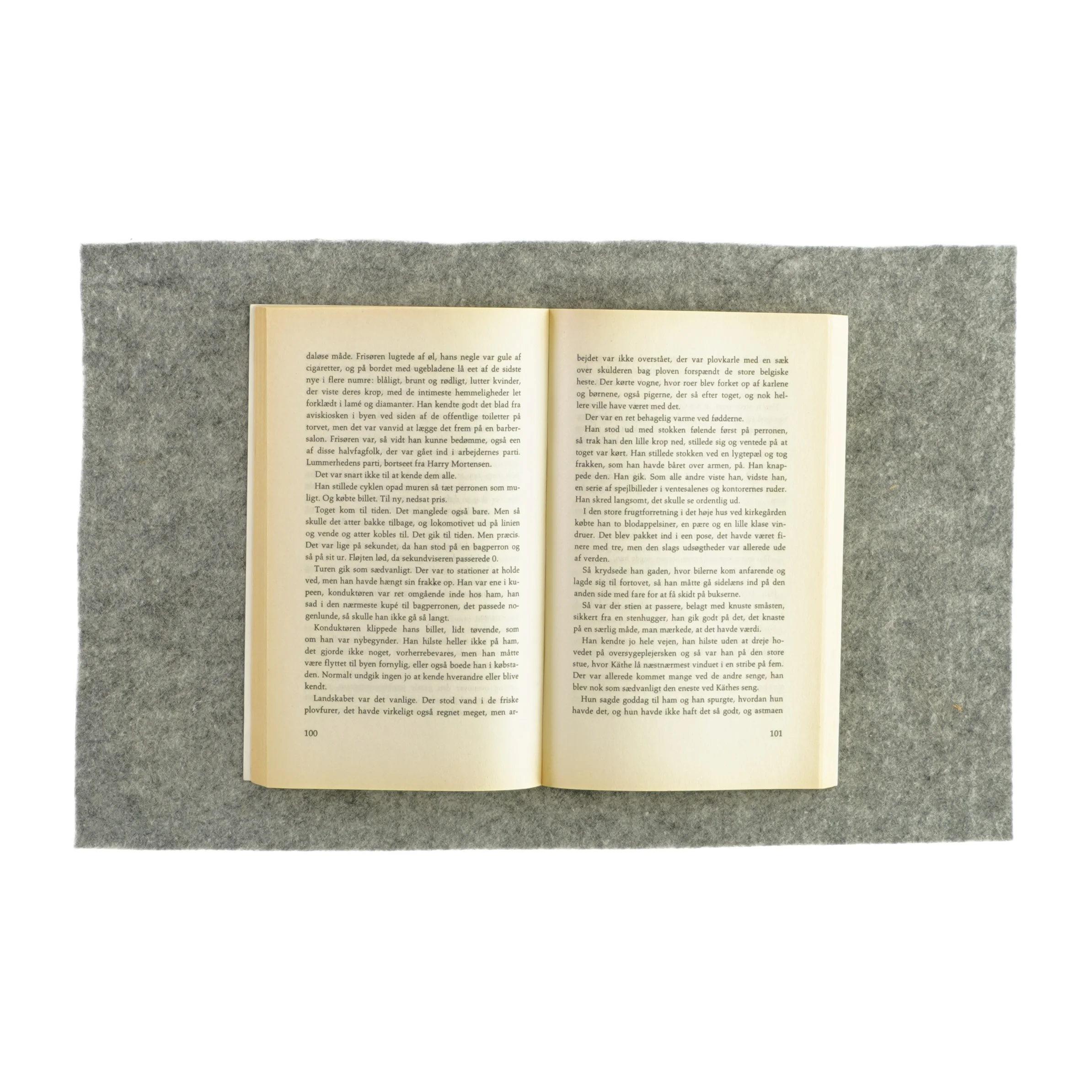 Om 14 dage af Peter Seeberg (bog)