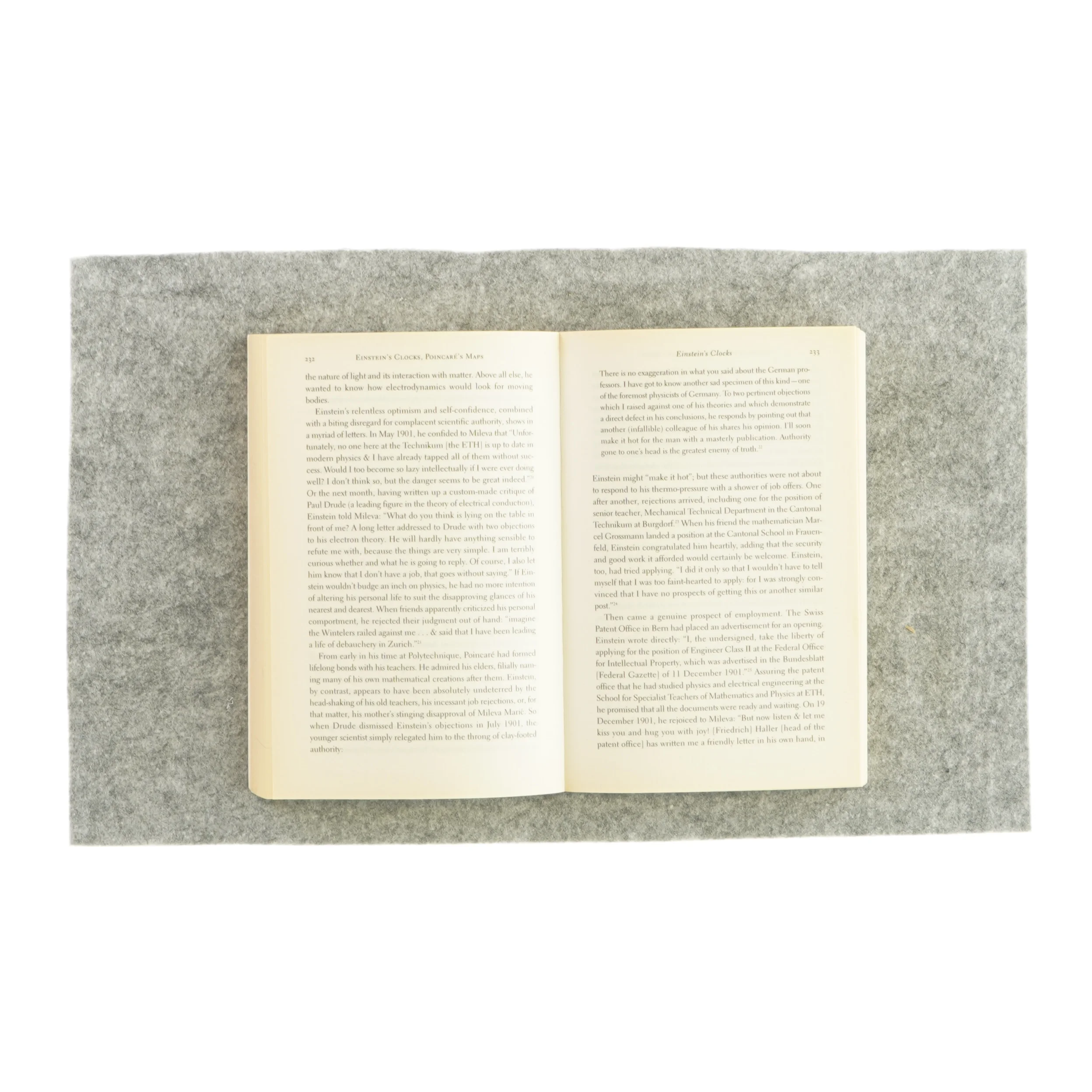 Einstein's clocks Poincaré's maps af Peter Galison (Bog) 