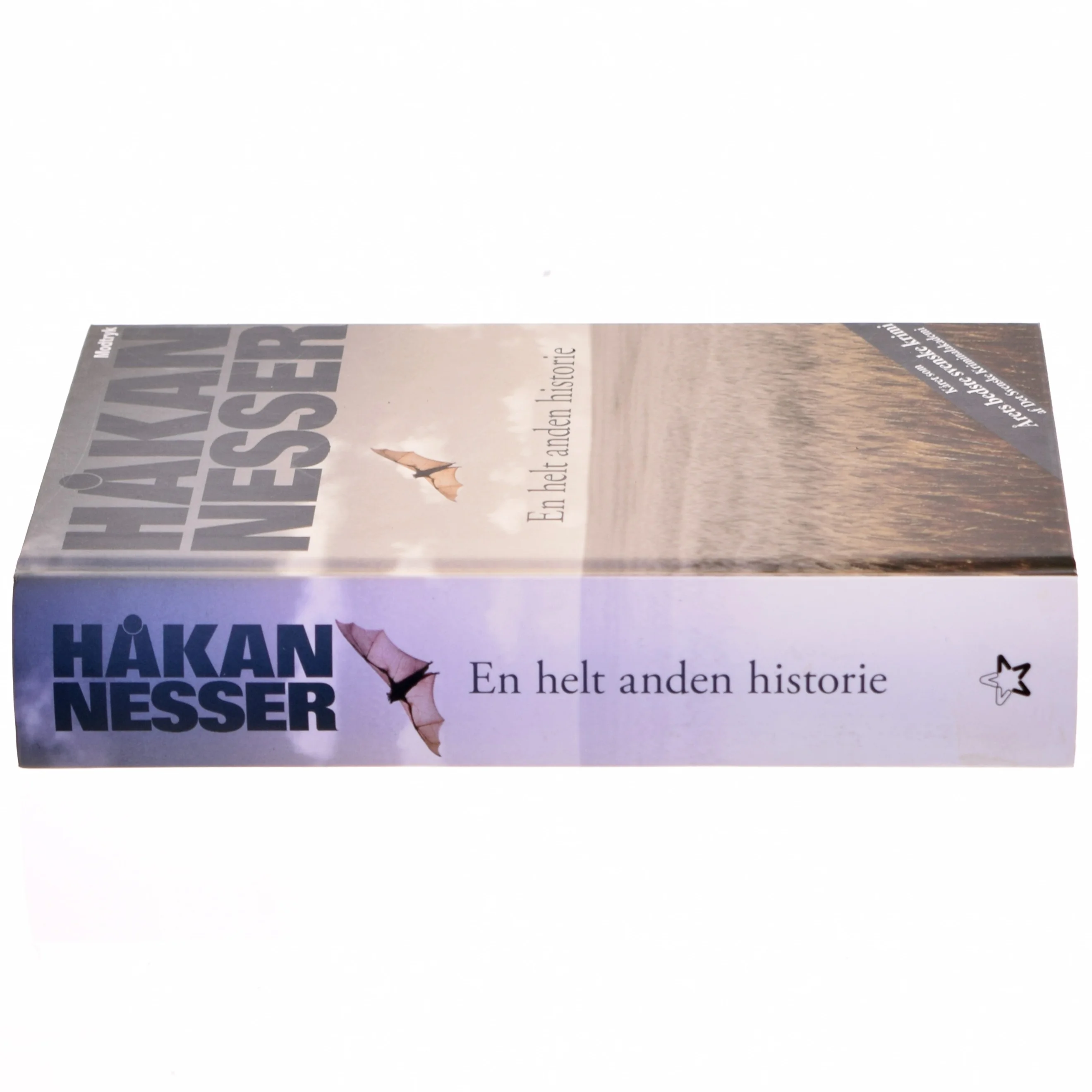 En helt anden historie af Håkan Nesser (Bog)