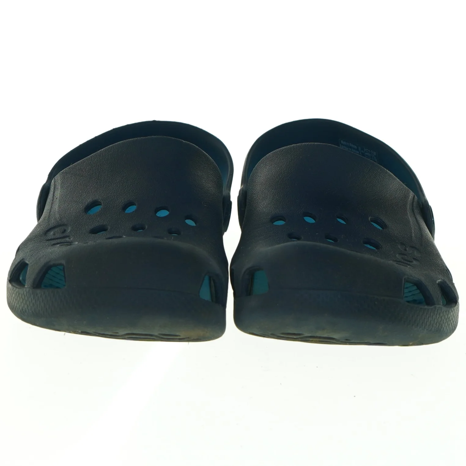 Sorte og blå sko fra Crocs (str. Ukendt. 24,5 cm lang)