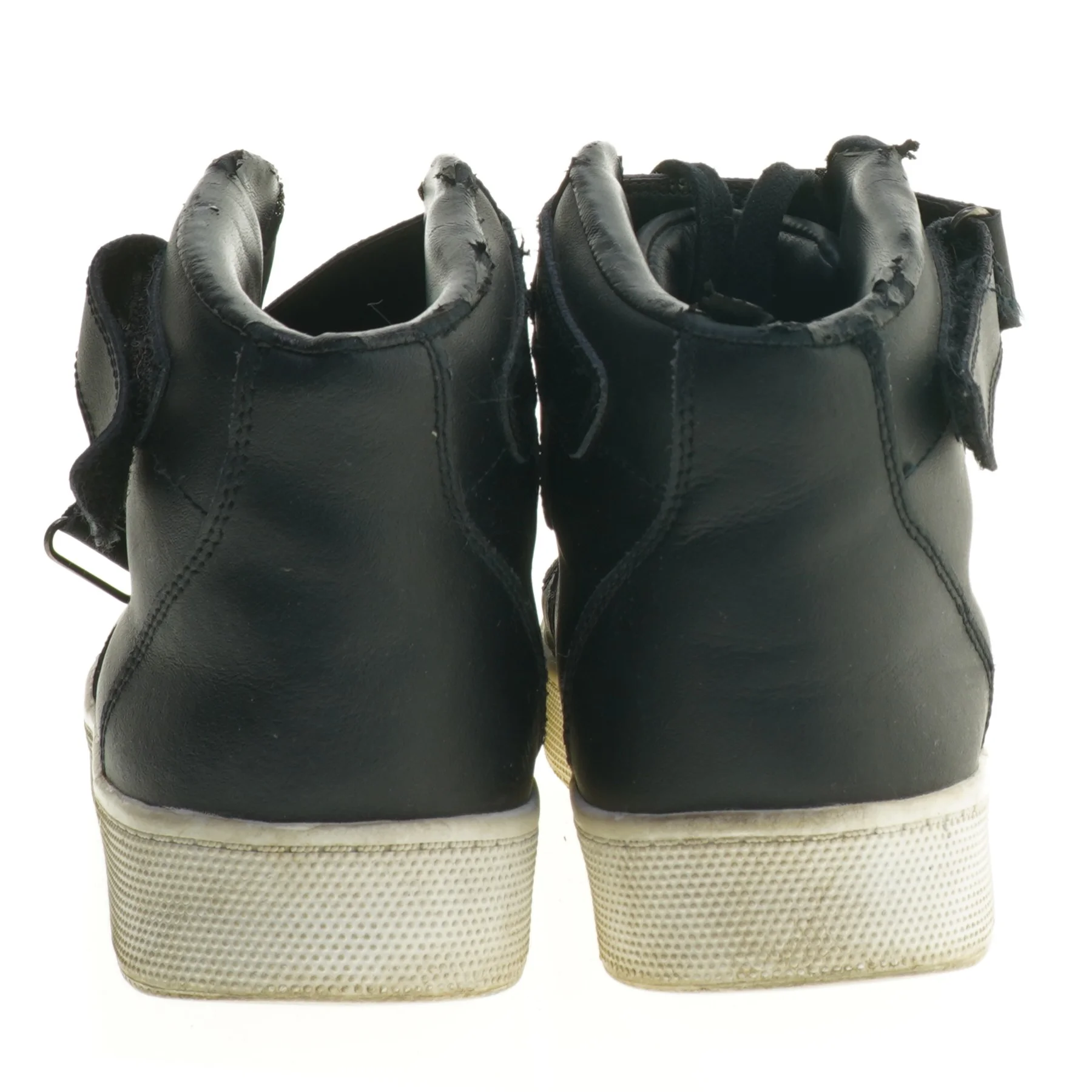 Sort høj sneaker fra Mango (str. 40 )