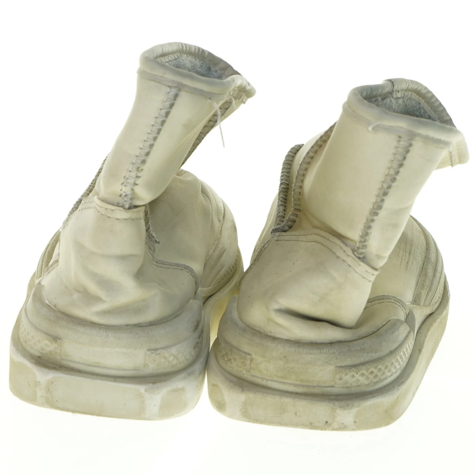 Brugte beige støvler (str. 36)