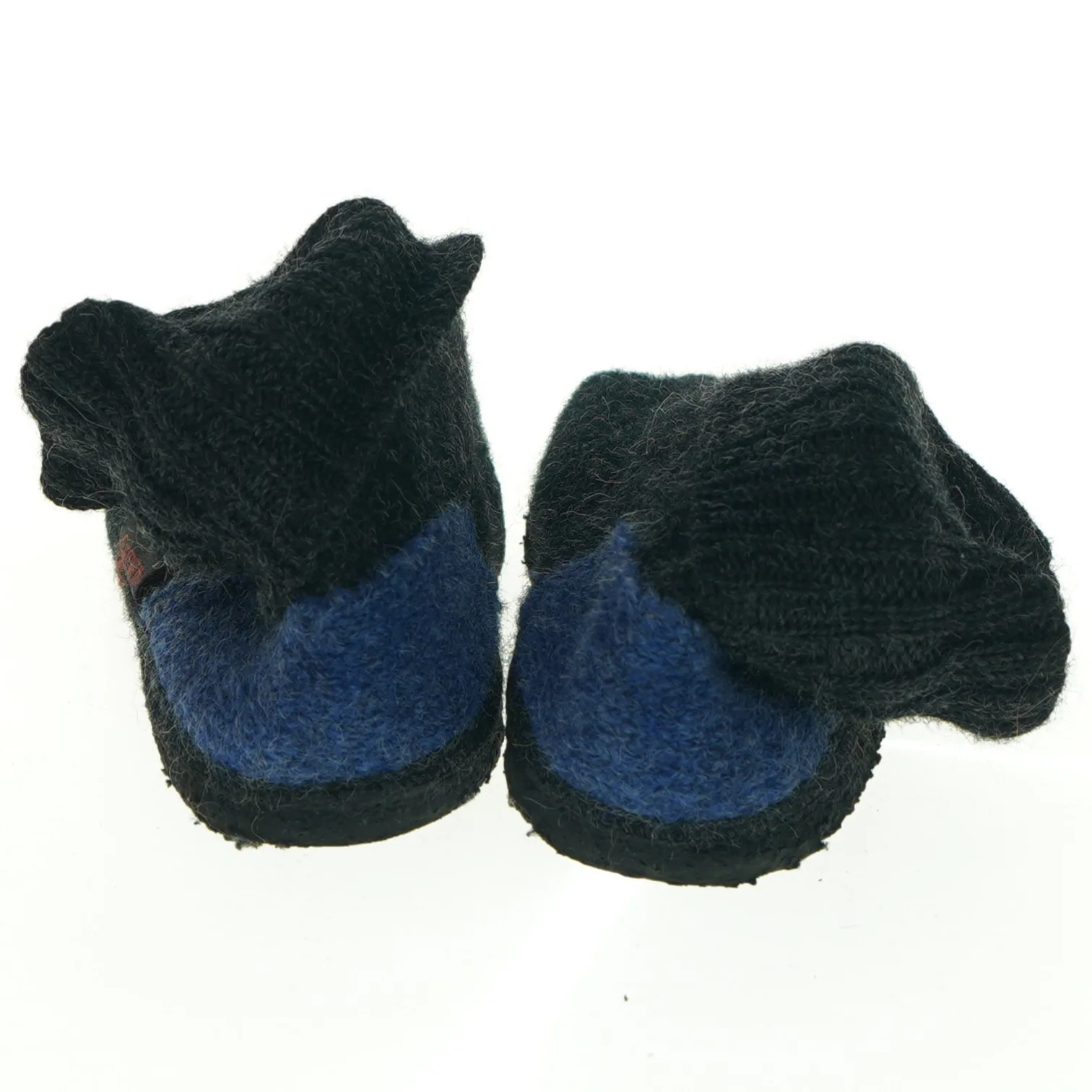 Uldne hjemmesko fra Giesswein (str. 24 cm lang. det kræver bare, at vi henter ham helt vildt eller på krøb, og så han har svært ved at gå derefter, okay? philip kommer alligevel så. ja og så. og på hvad **** er fint og det har du kunne. jeg er meget forvi