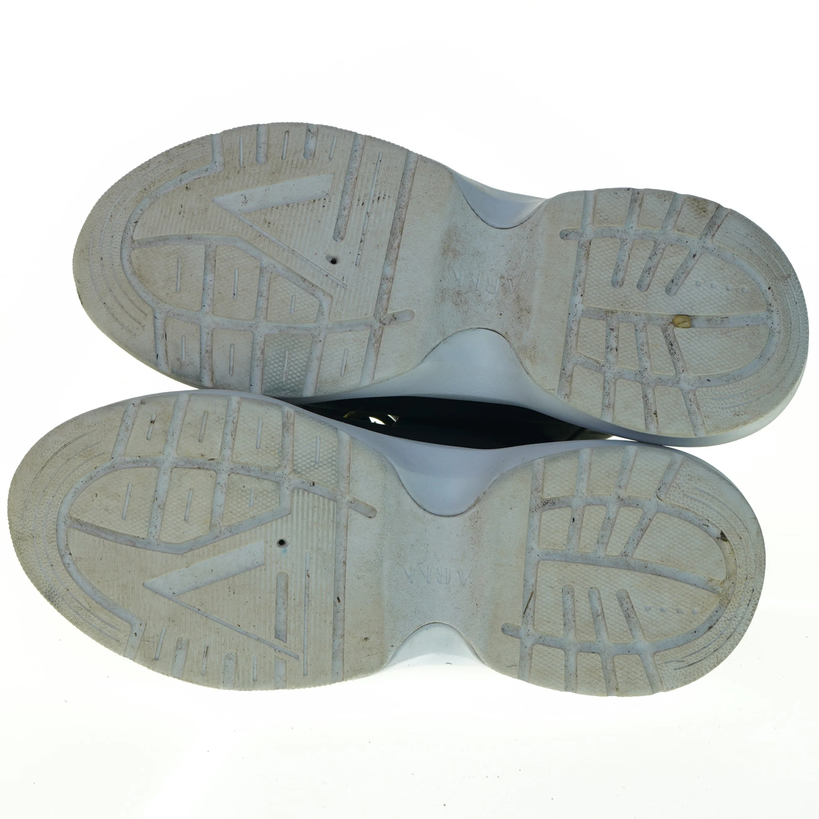 Sorte sneakers med højt skaft fra Arkk (str. 30 cm lang)