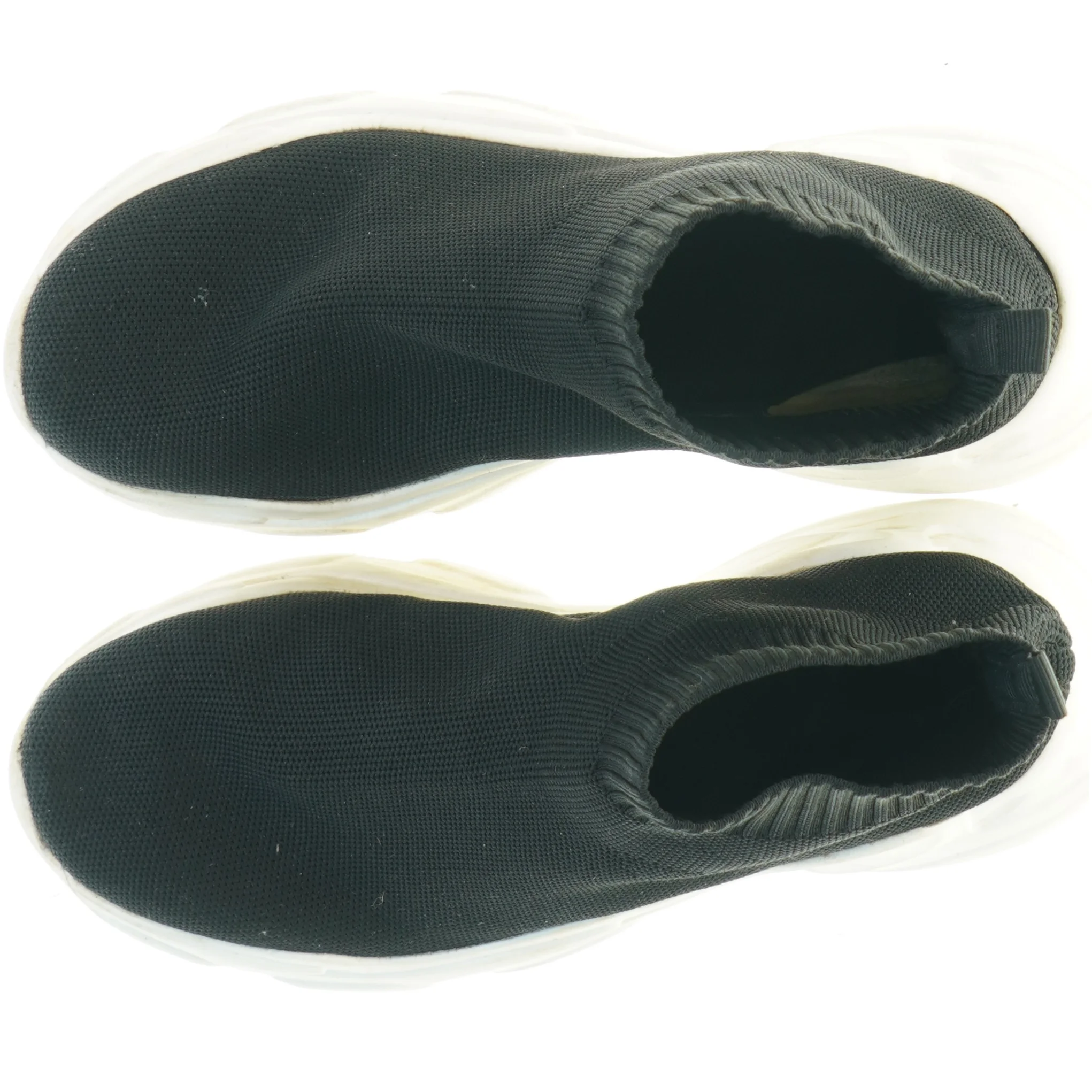 Sorte sneakers (str. 39)