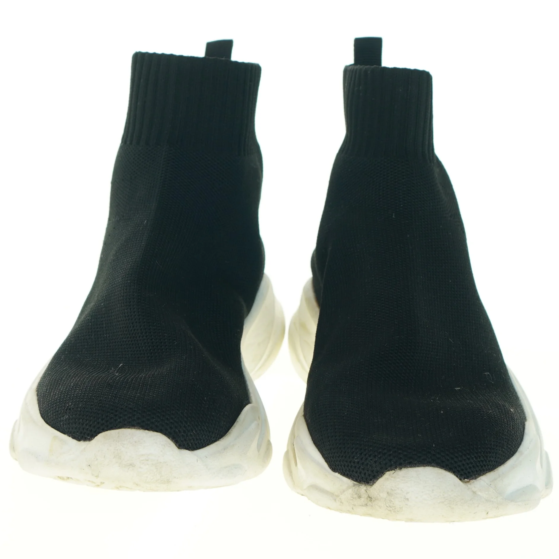 Sorte sneakers (str. 39)