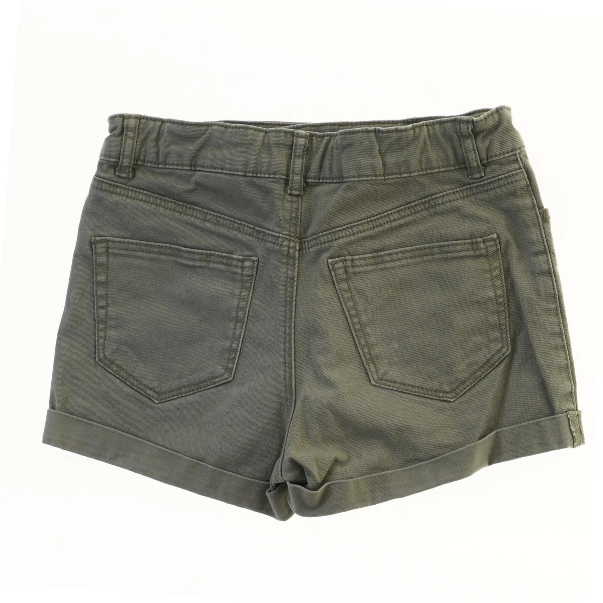 Olivengrønne shorts fra H&M (str. 140)
