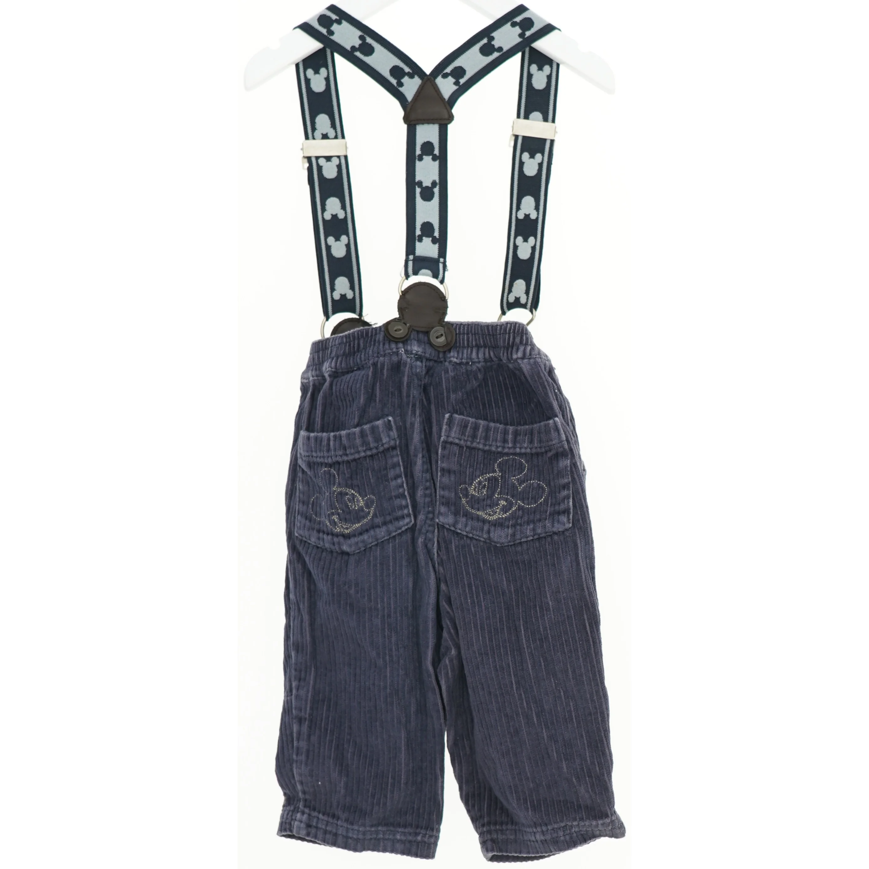 Børnebukser med seler og Mickey Mouse motiv fra H&M (str. 74)