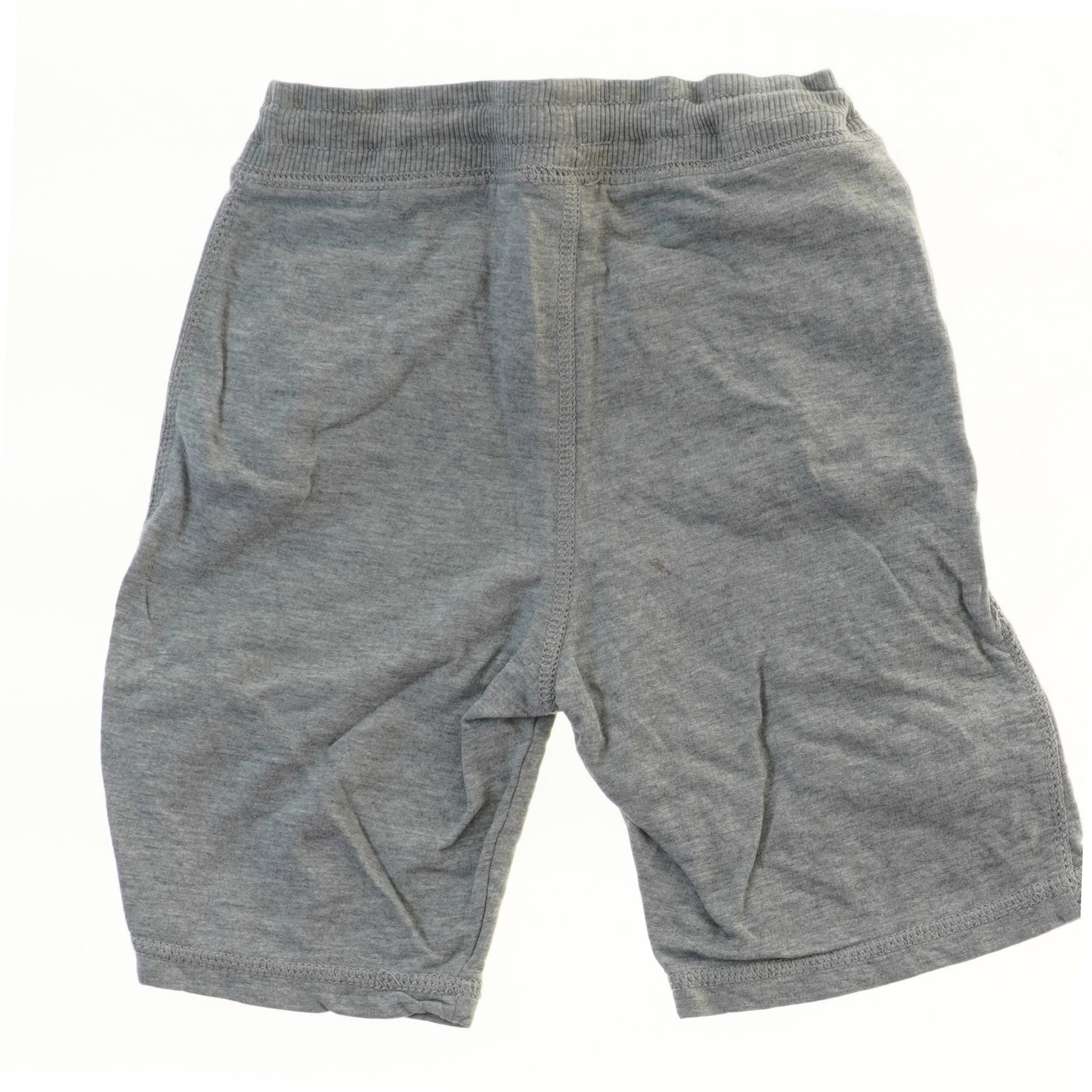 Grå shorts til børn fra H&M (str. 104)