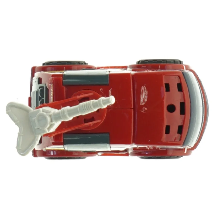 Brugt rød plastiklegetøjsbrandbil (str. 9 x 8,5 cm)