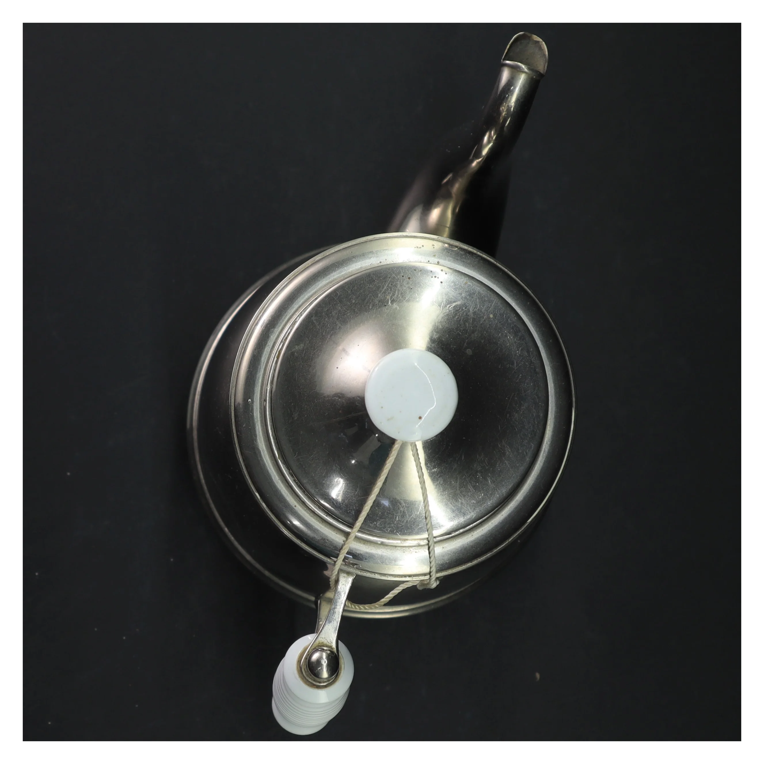 Sølvfarvet tekande fra Kanne (str. 28 cm)