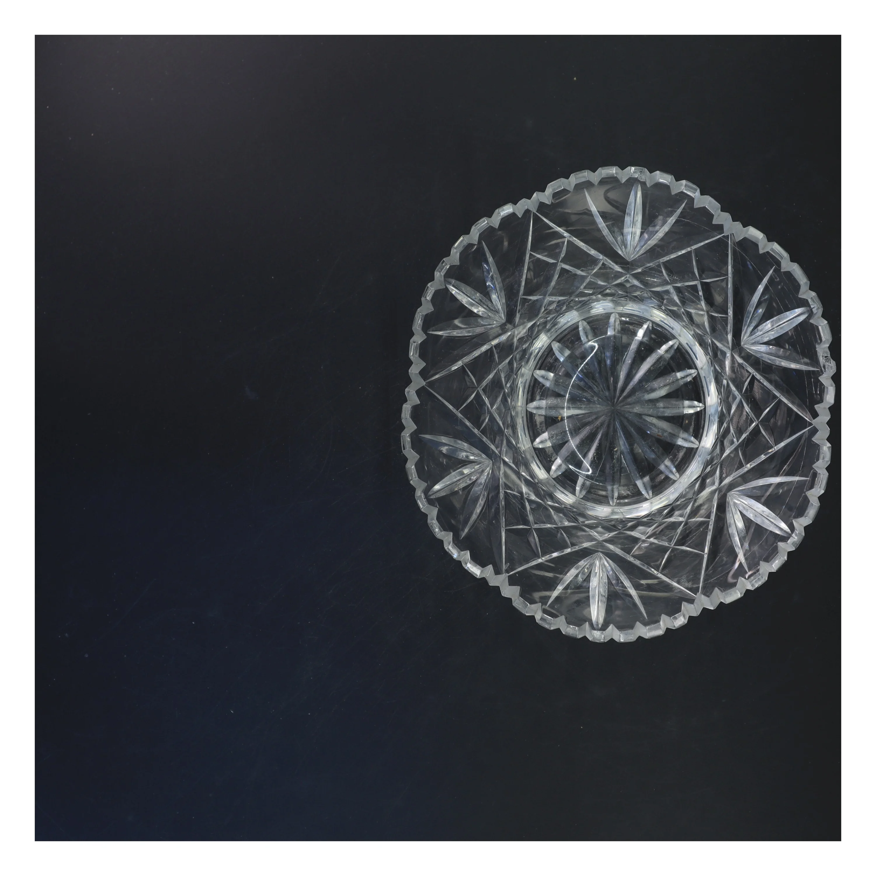 Krystalskål (str. 12x22 cm)