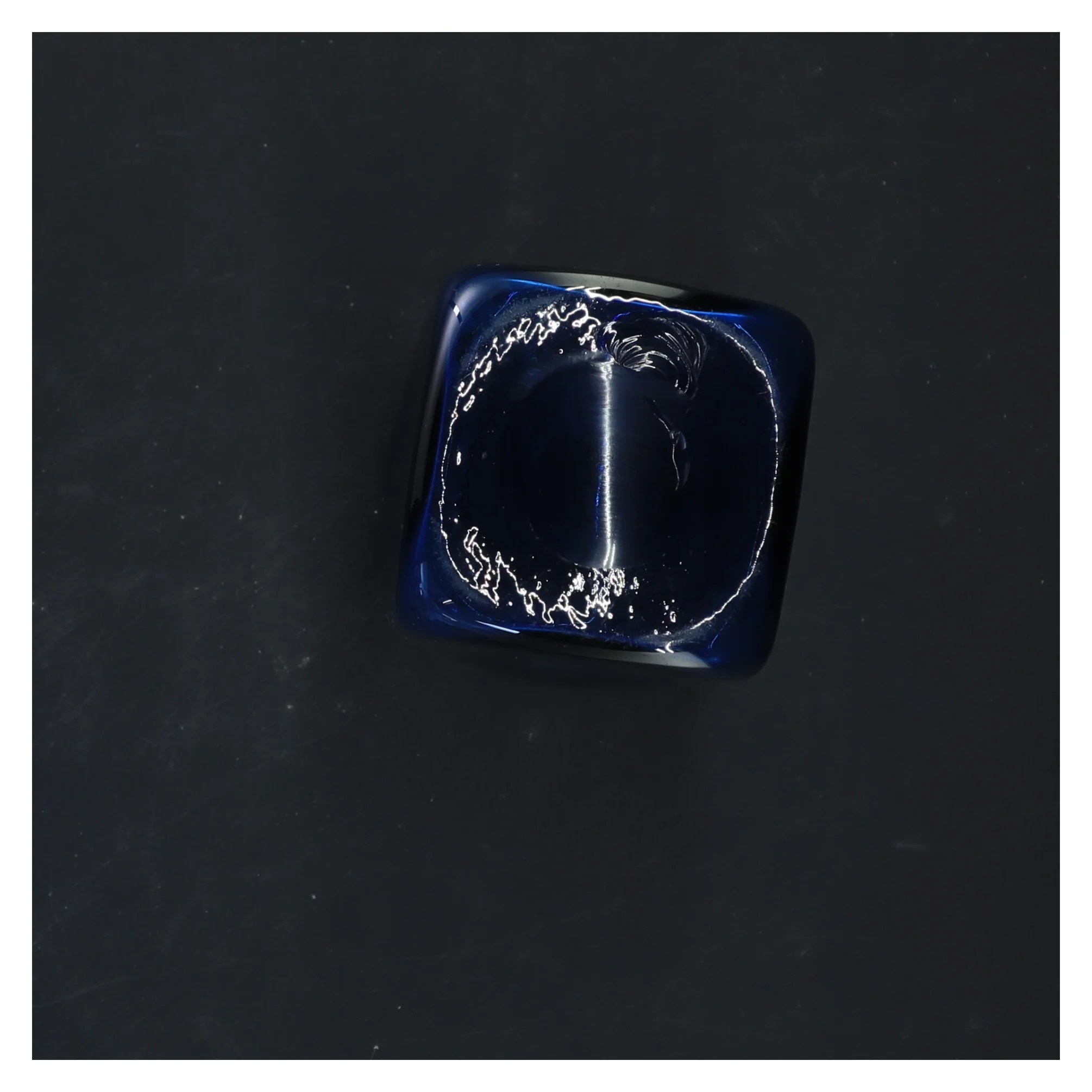 Blå glasflaske (str. 16x6x6 cm)