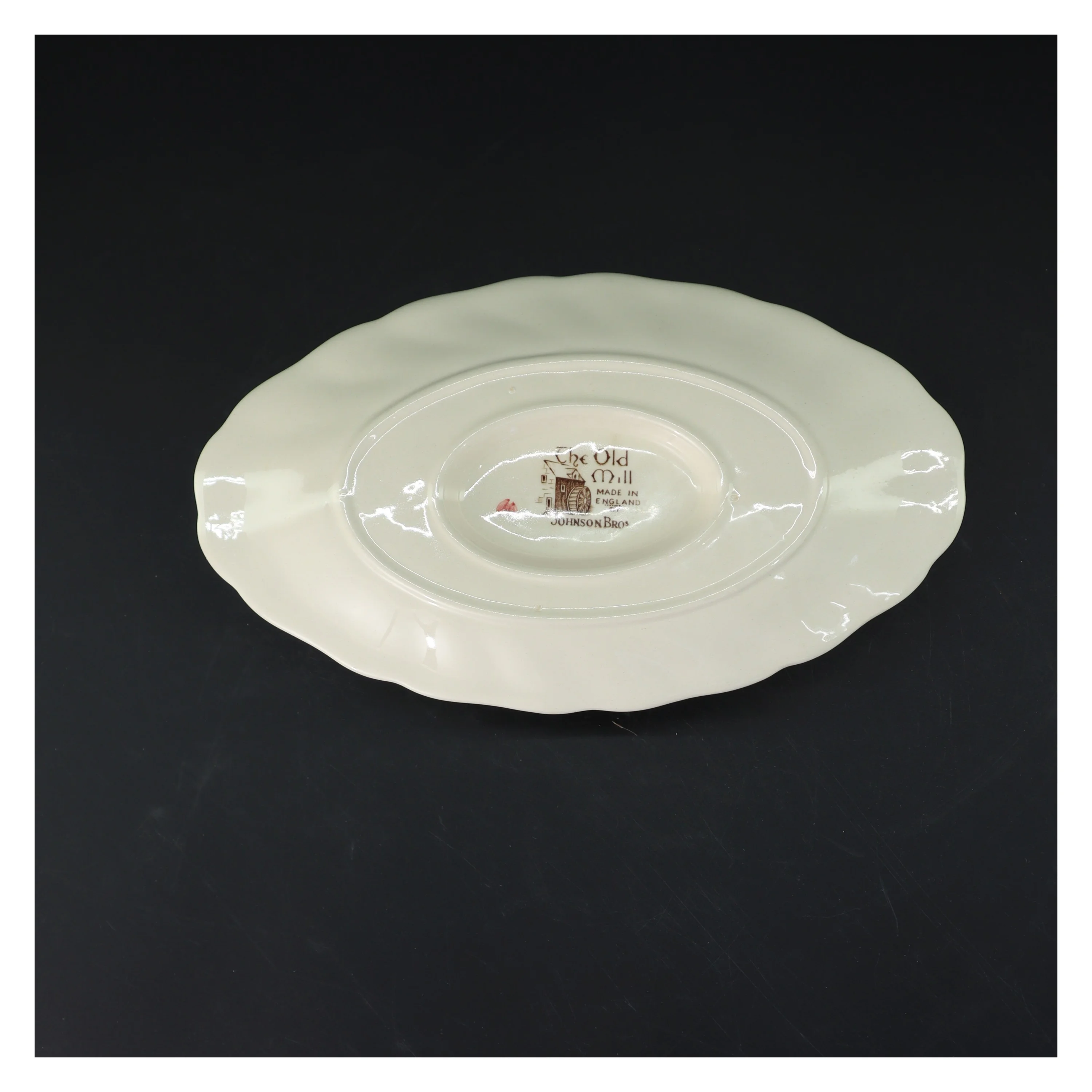 Gravy båd med tallerken fra Johnson Brothers (str. 24 cm)