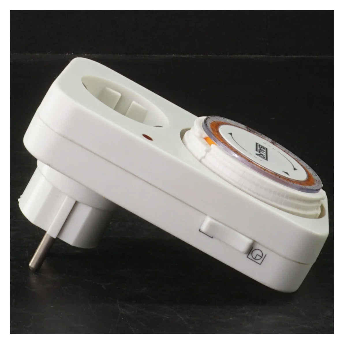 Mekanisk tidsafbryder fra Salki (str. 12x7x7,5 cm)