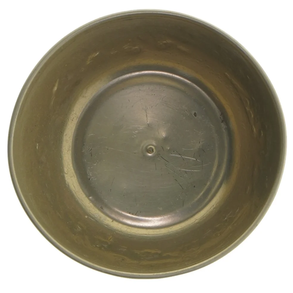 Forgyldt skål med låg og dekorative udskæringer (str. Ø 12 cm)