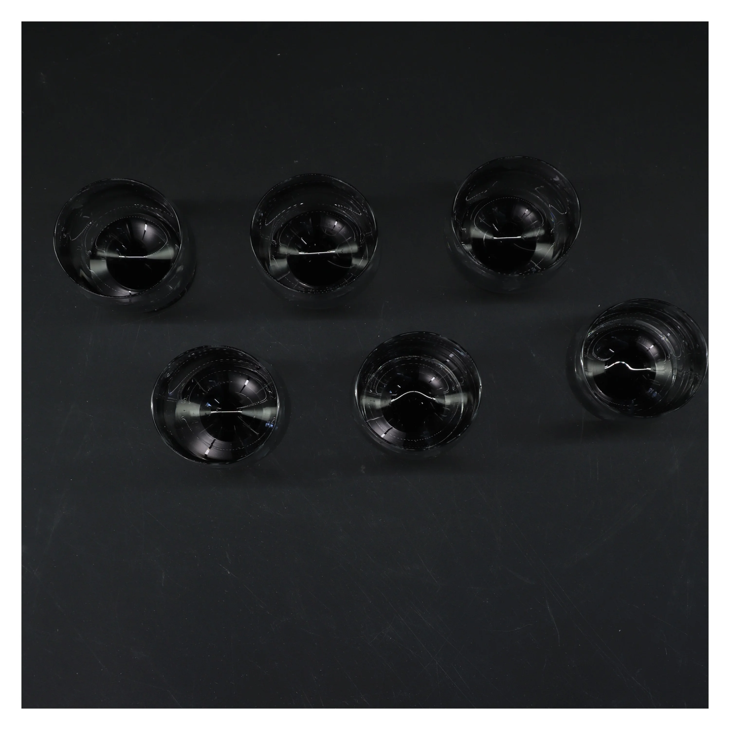 Sæt med 6 glas (str. 6 styk. ø. 5,5 cm. længde. 9 cm)