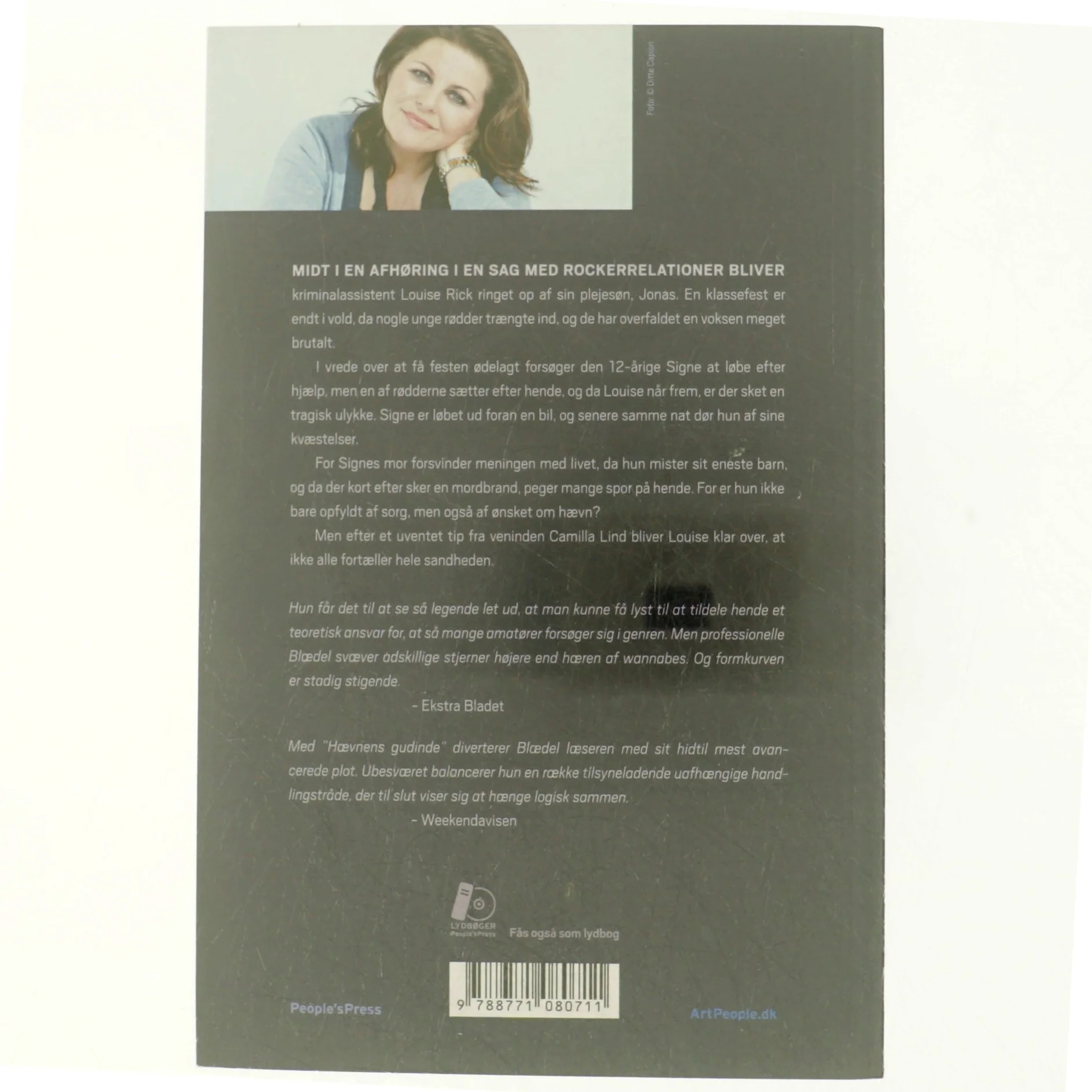 Hævnens gudinde : krimi af Sara Blædel (Bog)