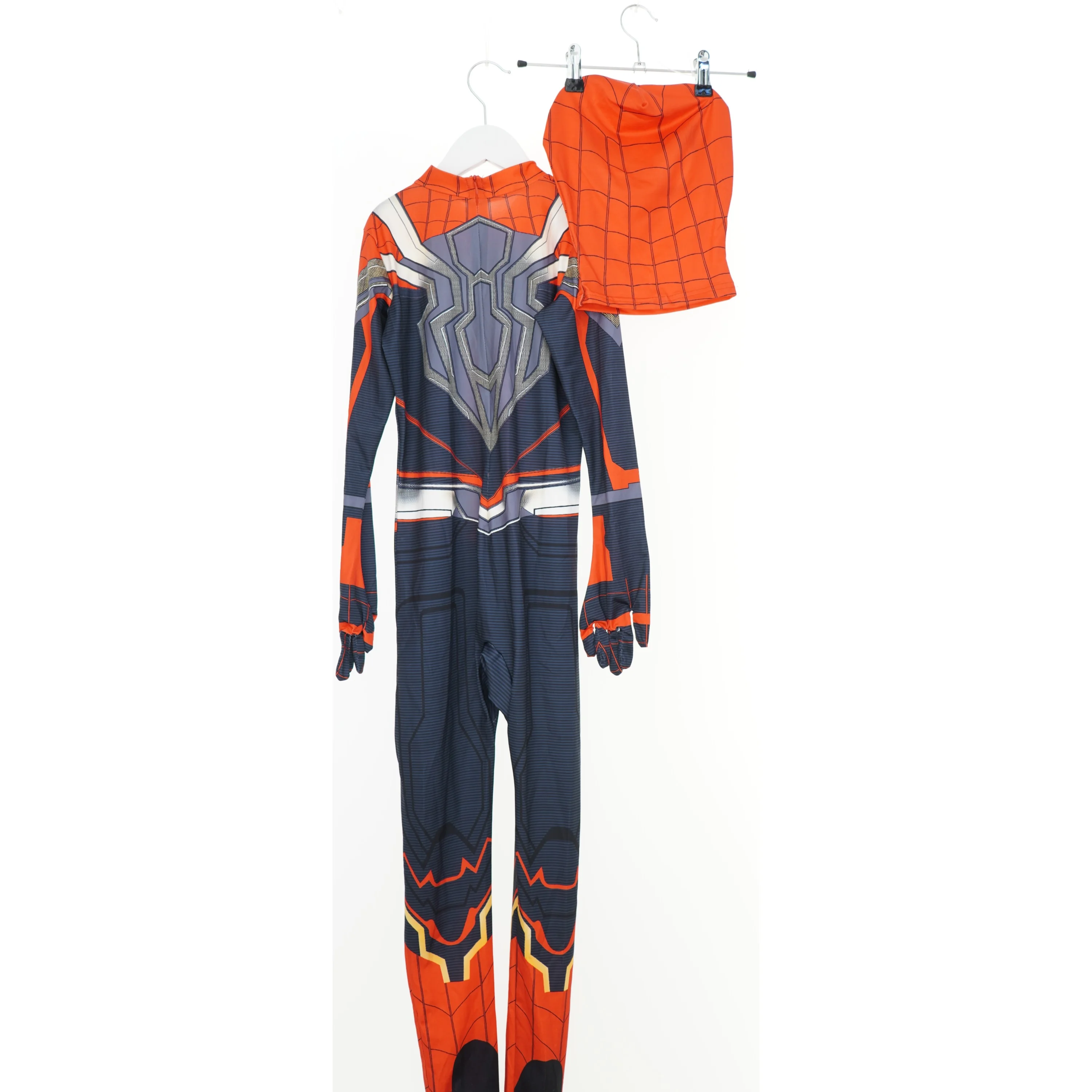 Spider-Man kostume fra Spiderman (str. 140)