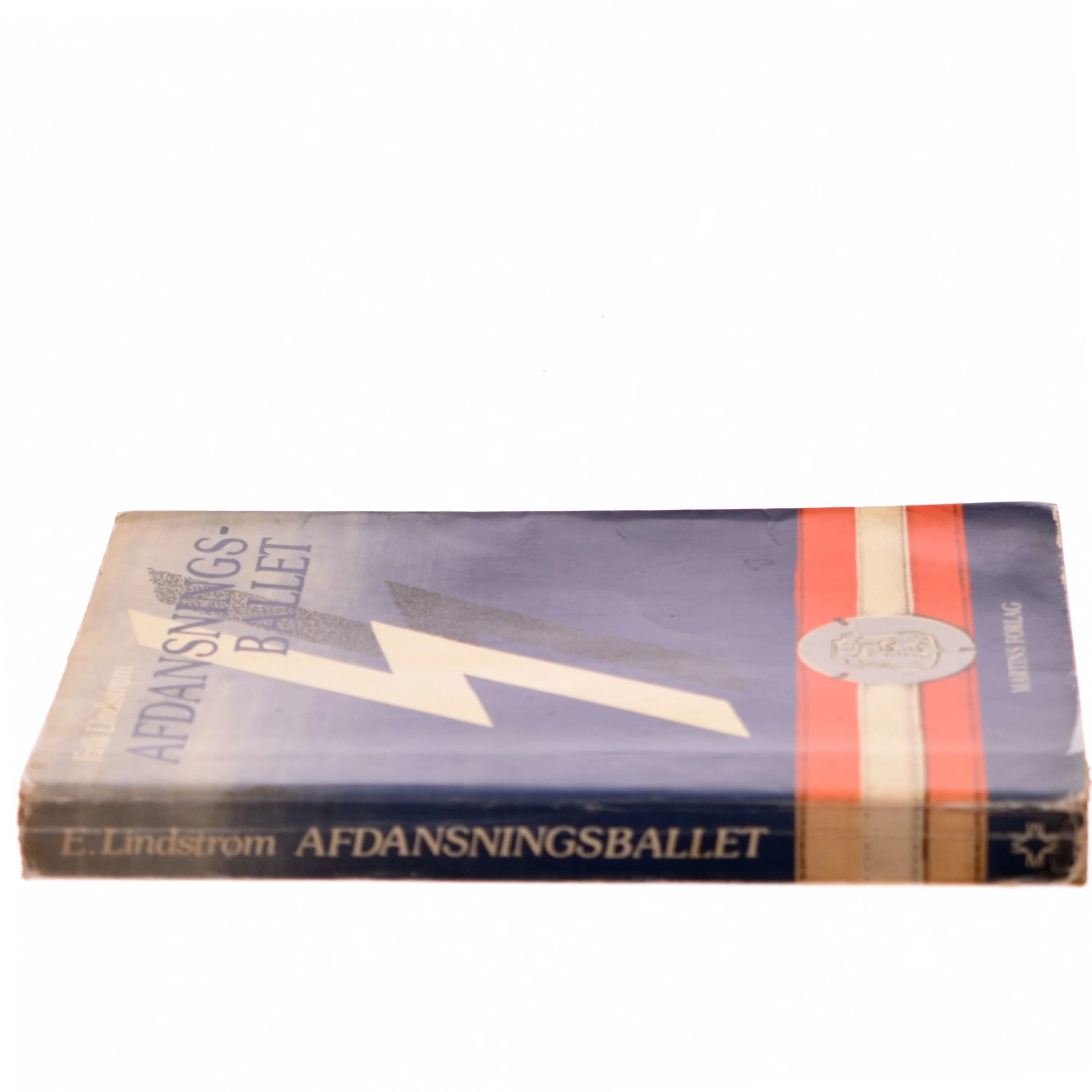 Afdansningsballet af Erik Lindstrøm (Bog) fra Martins Forlag