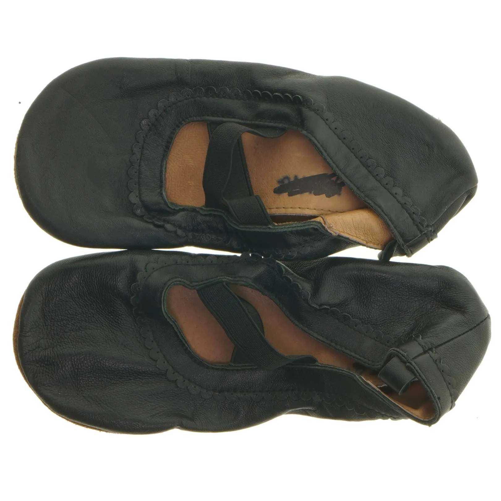 Balletsko i sort læder, str. 34 fra Friends (str. 34 )