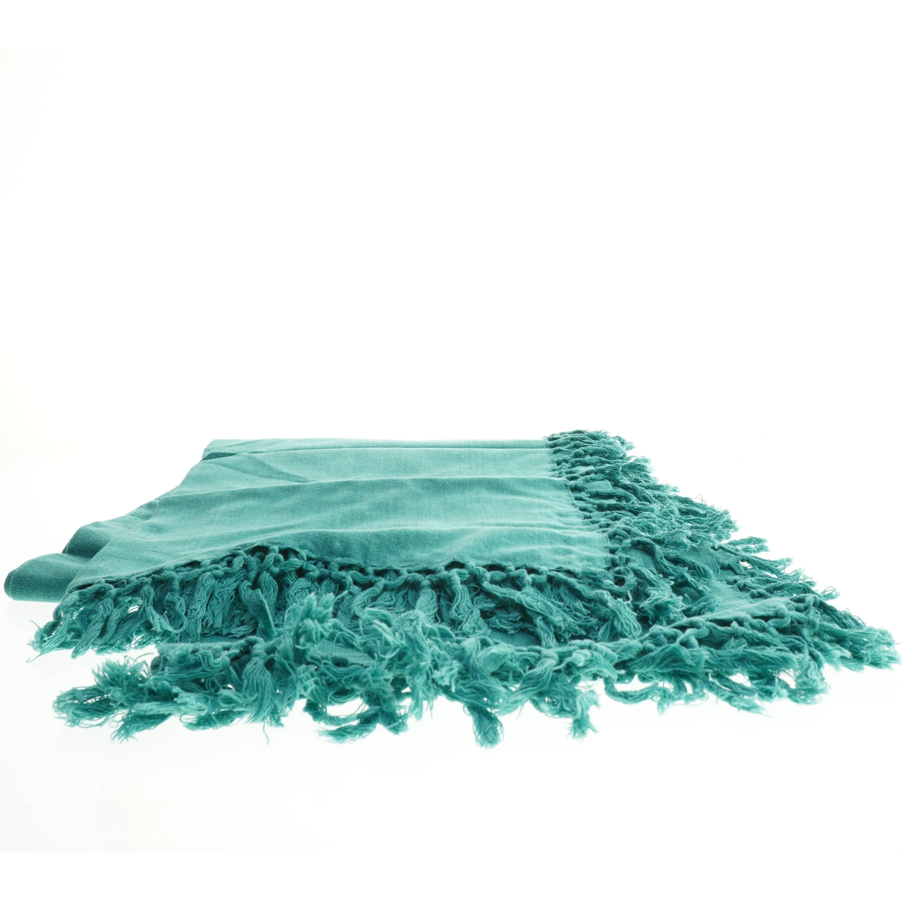Grøn dug med frynser (str. 127x174 cm)