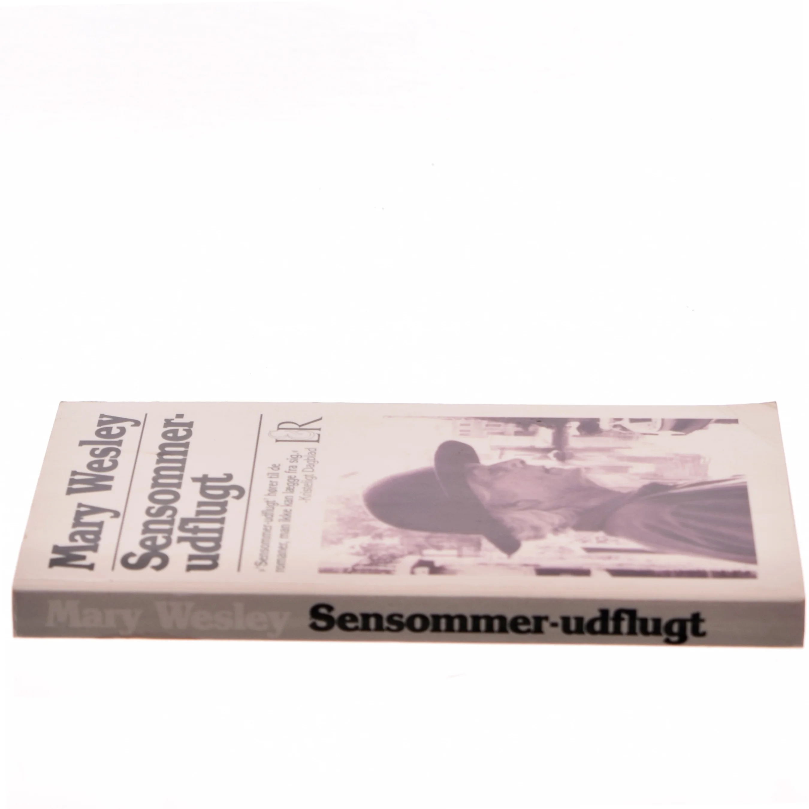 Sensommer-udflugt af Mary Wesley