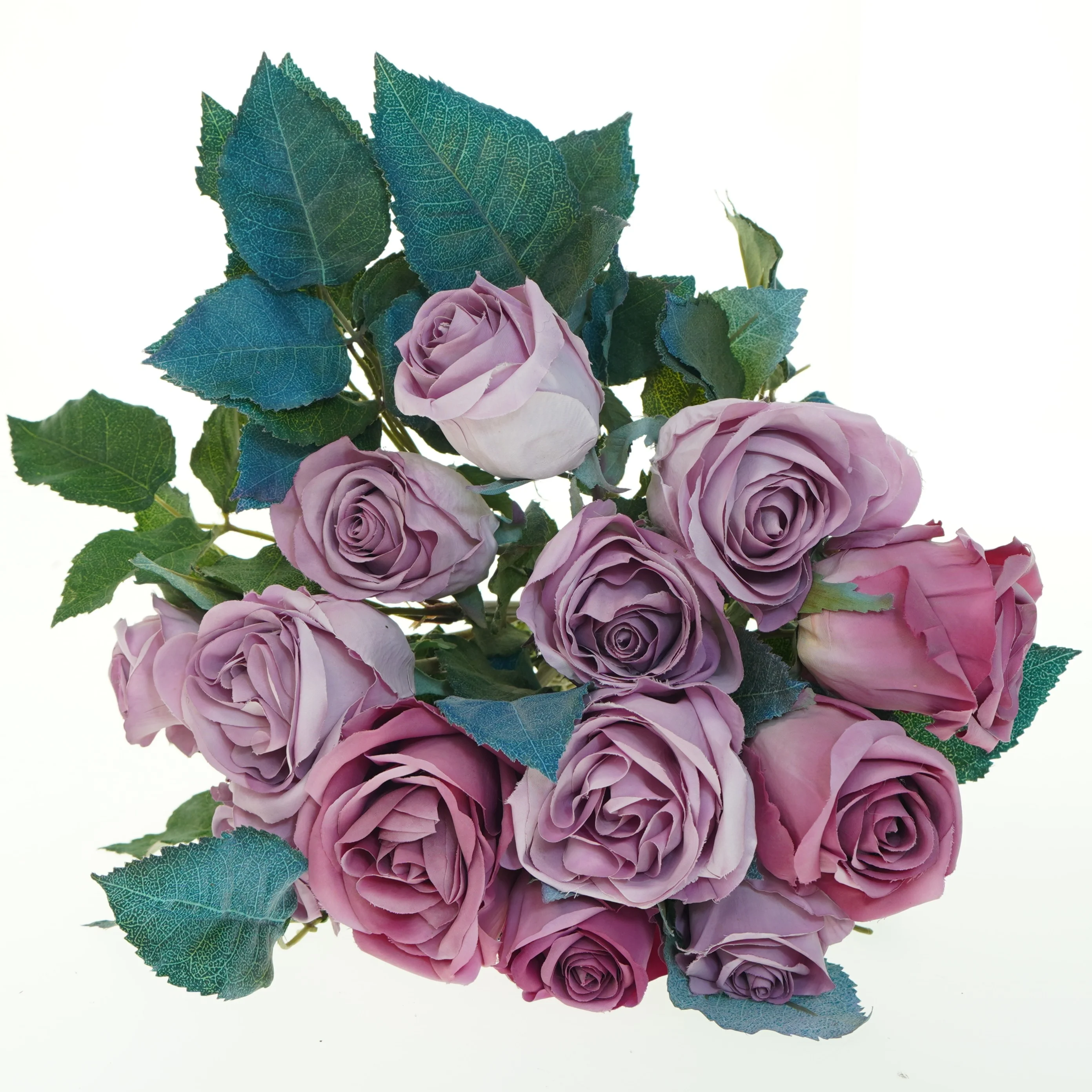 Kunstige roser i lyserød (str. 36x32 cm)