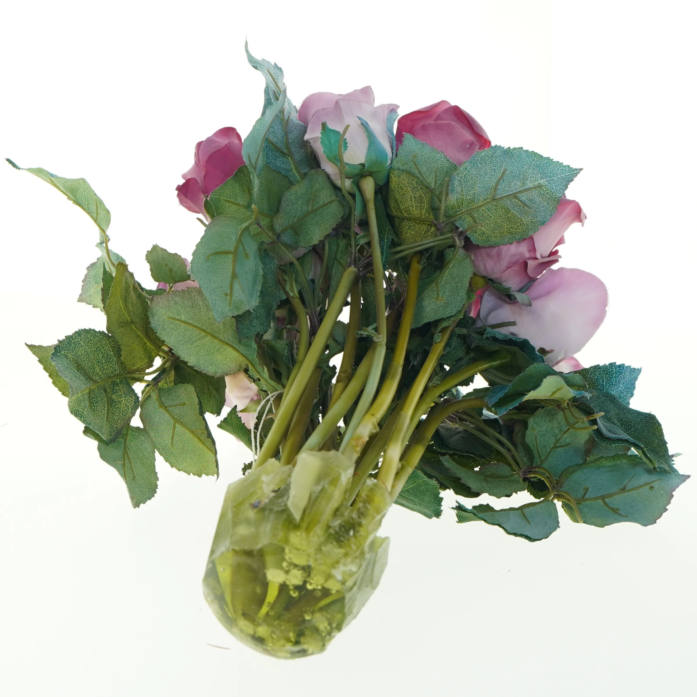 Kunstige roser i lyserød (str. 36x32 cm)