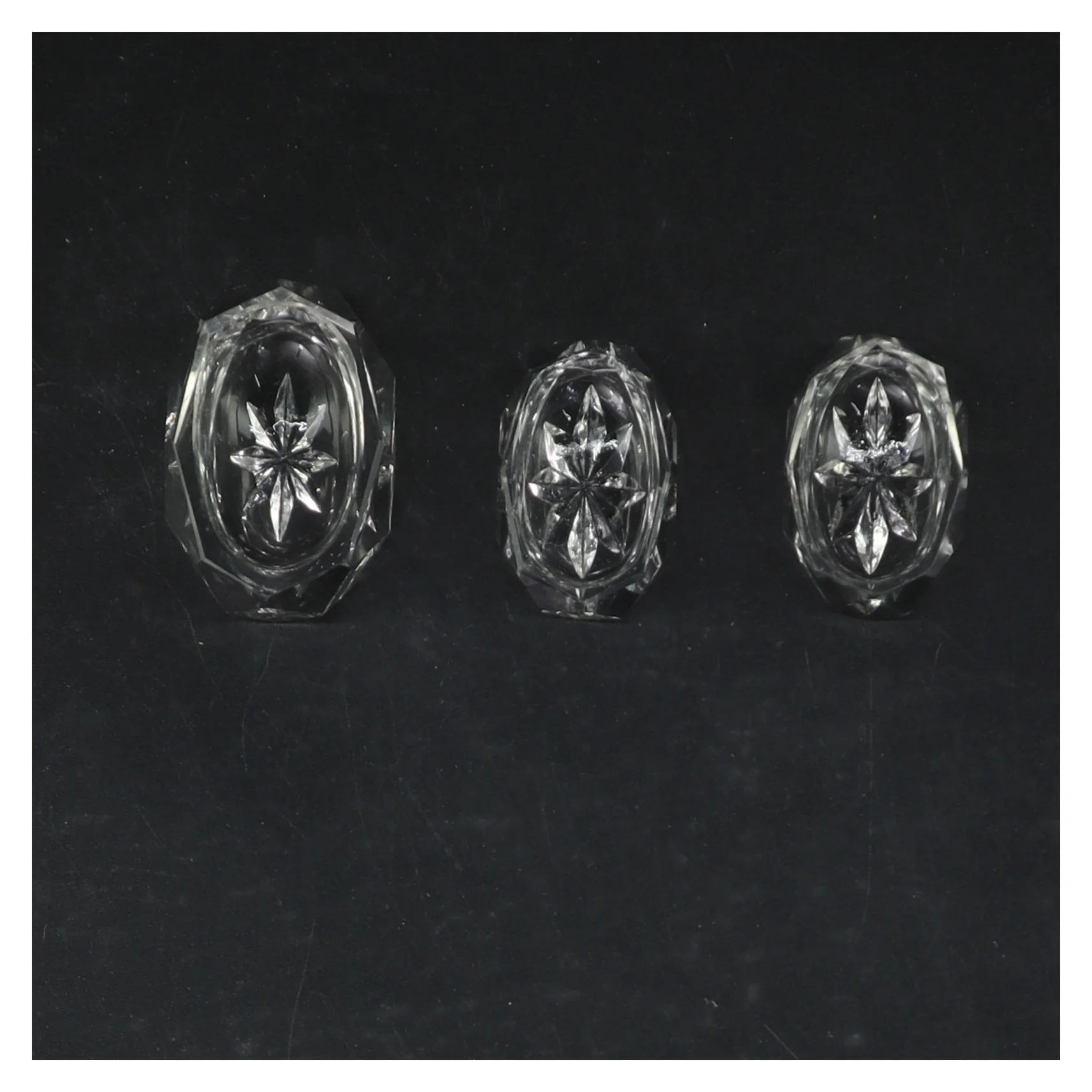 Krystal skåle, små, 3 stk (str. 6 cm)