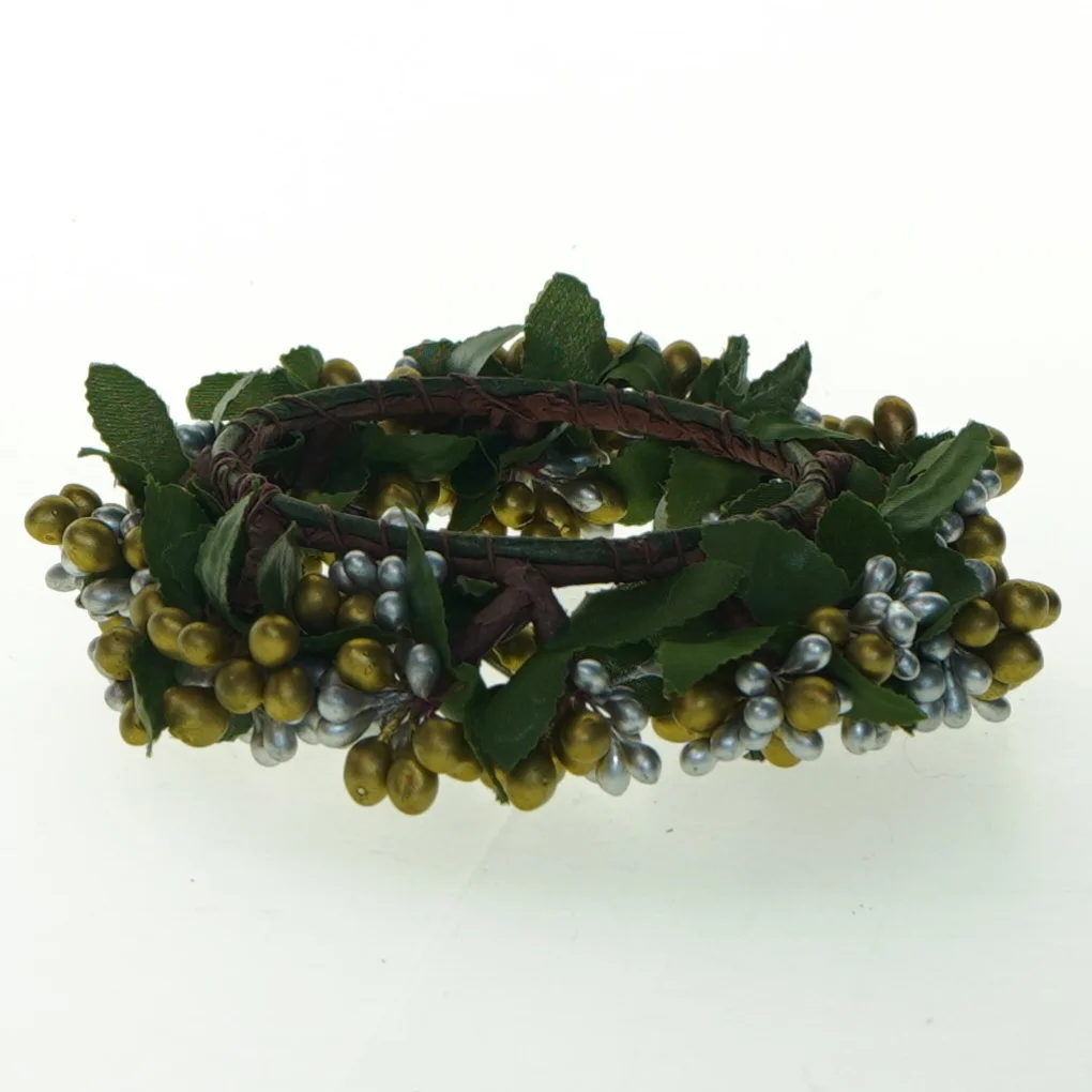 Dekorationskrans med bær (str. 12x3 cm)