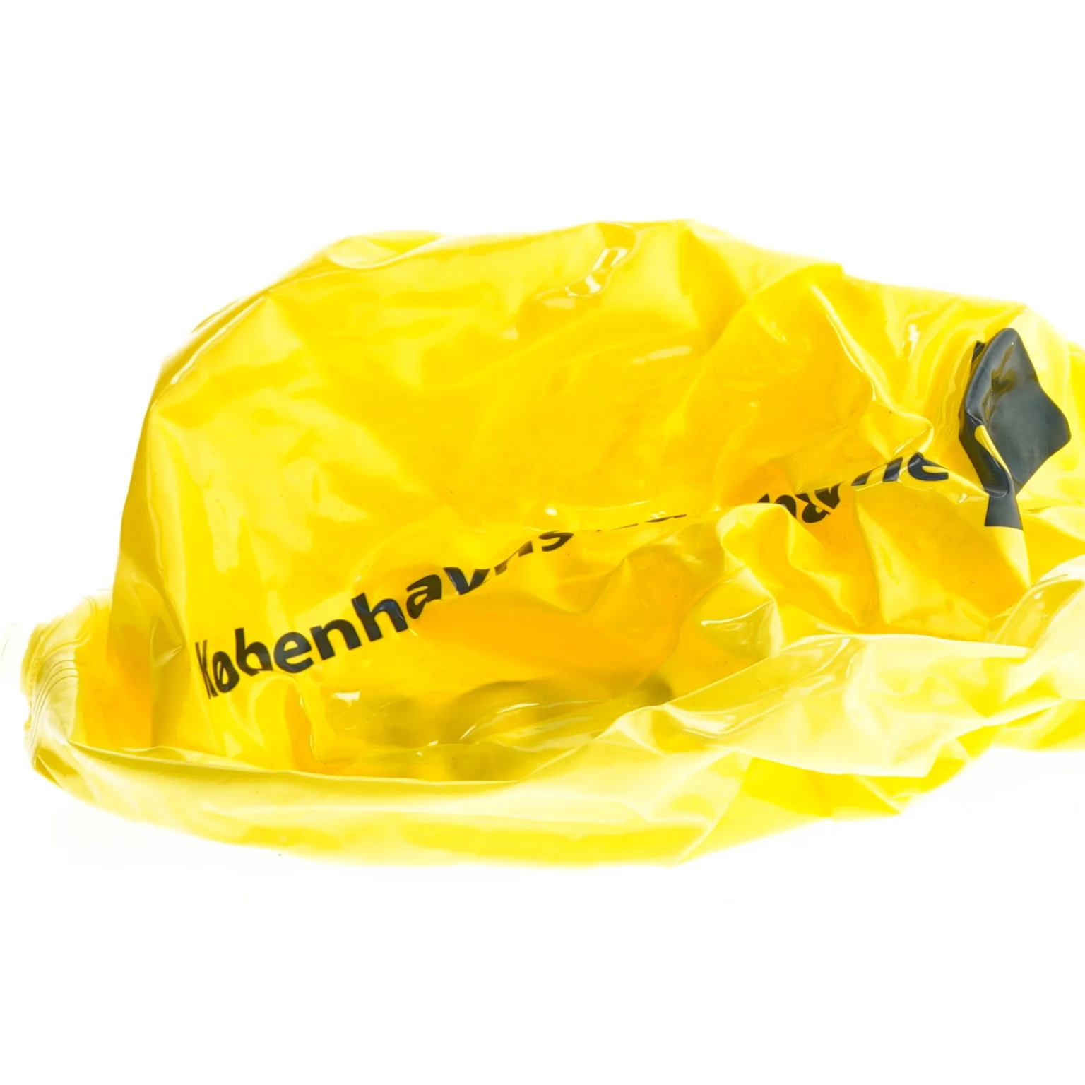 Gul oppustelig badebold fra Københavns Lufthavn (str. Ø 27 cm)